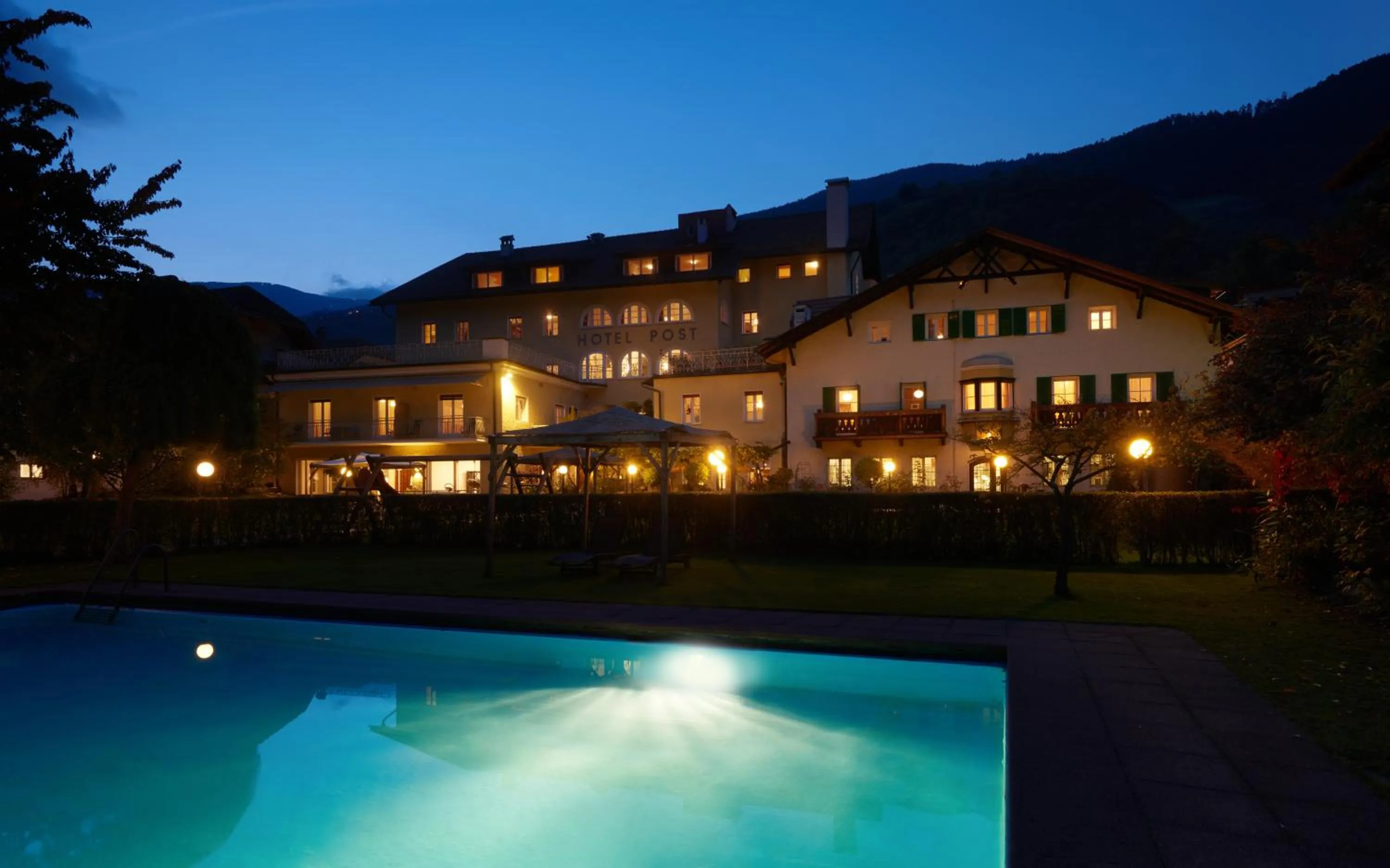 Property building in Parkhotel Post