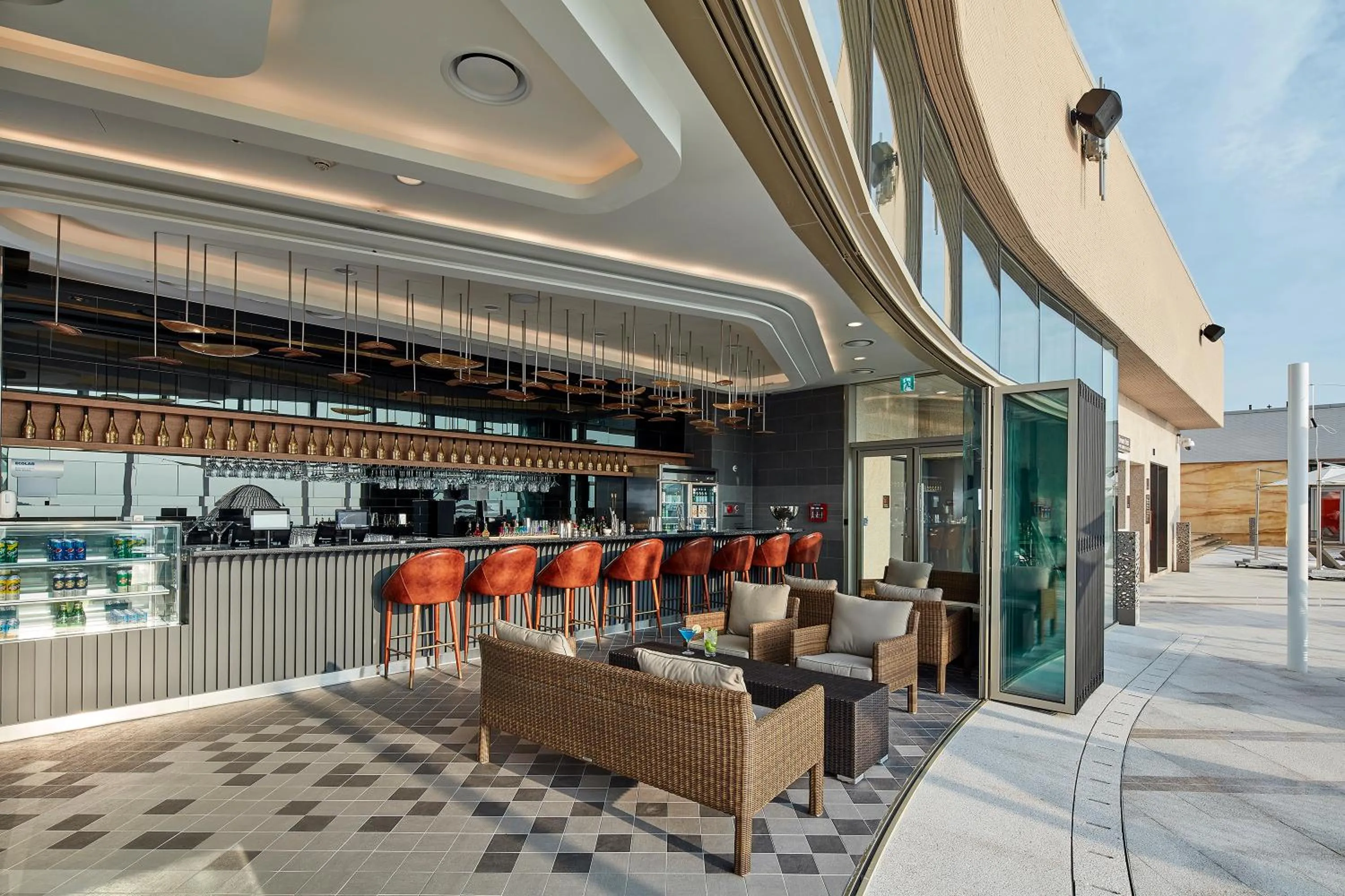 Lounge or bar in Shinhwa Jeju Shinhwa World Hotels