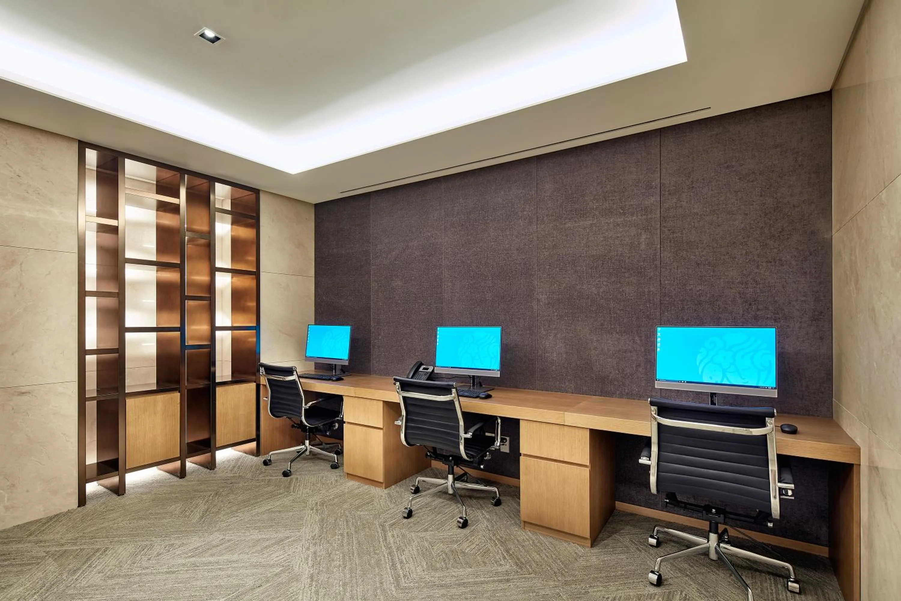 Business facilities in Shinhwa Jeju Shinhwa World Hotels