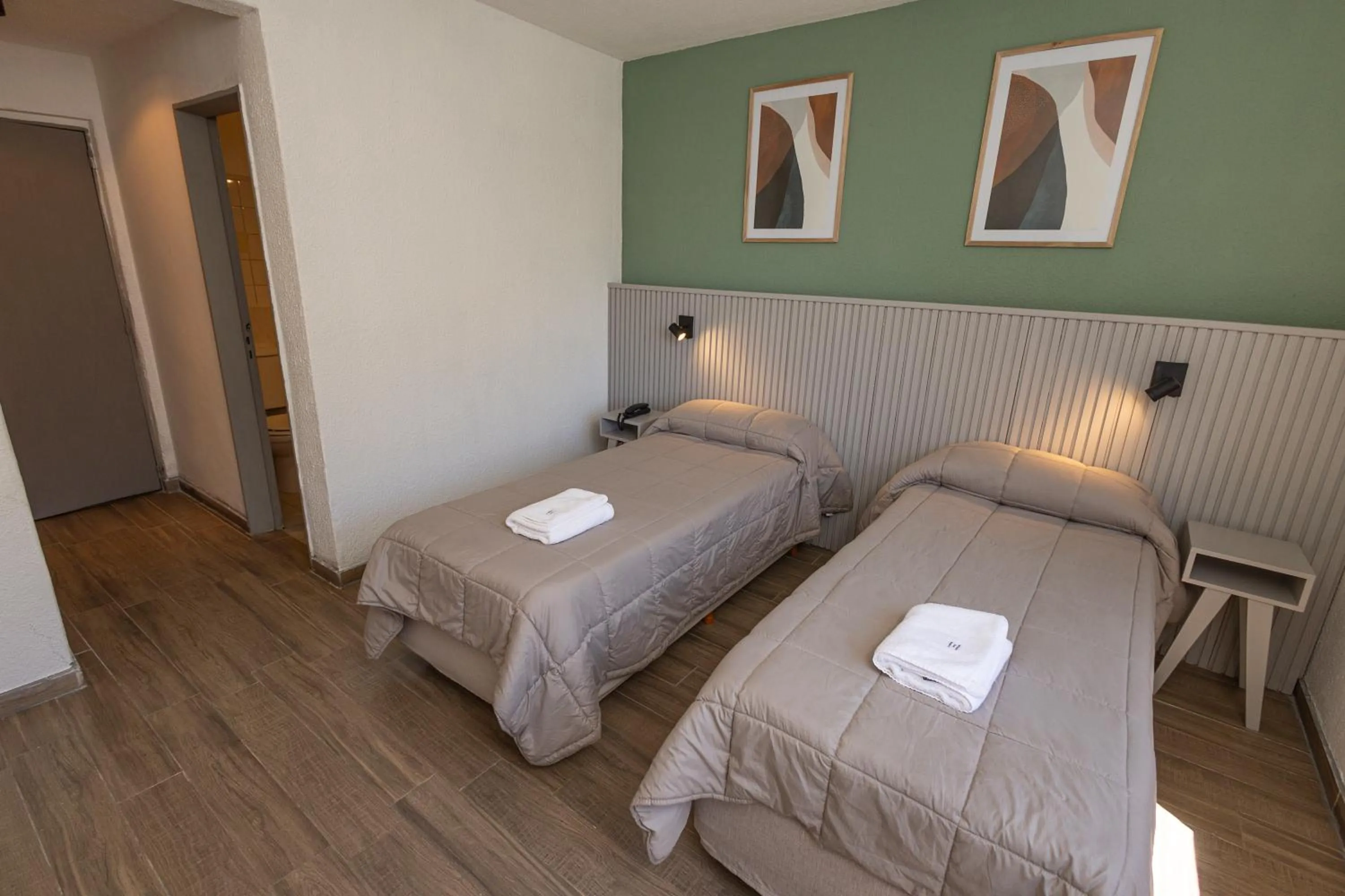 View (from property/room), Bed in M382 Hotel Bariloche