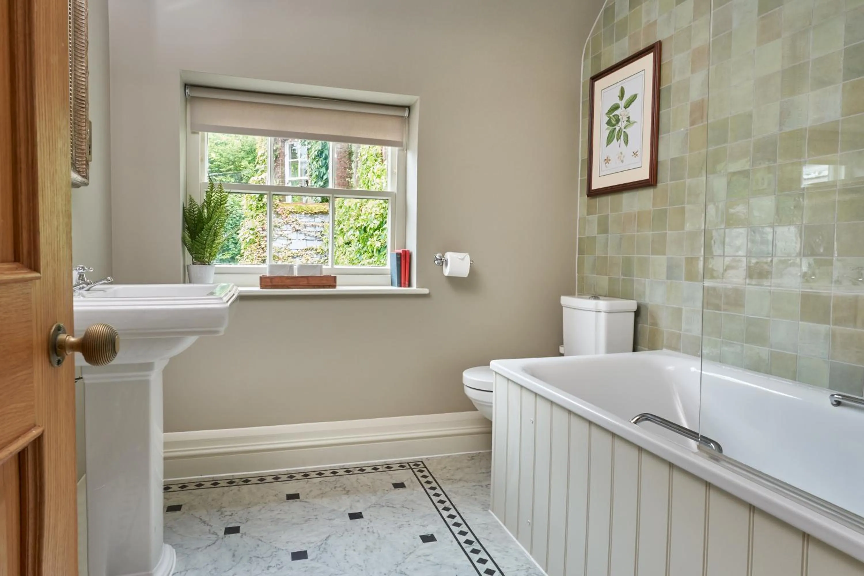 Bathroom in King John Inn