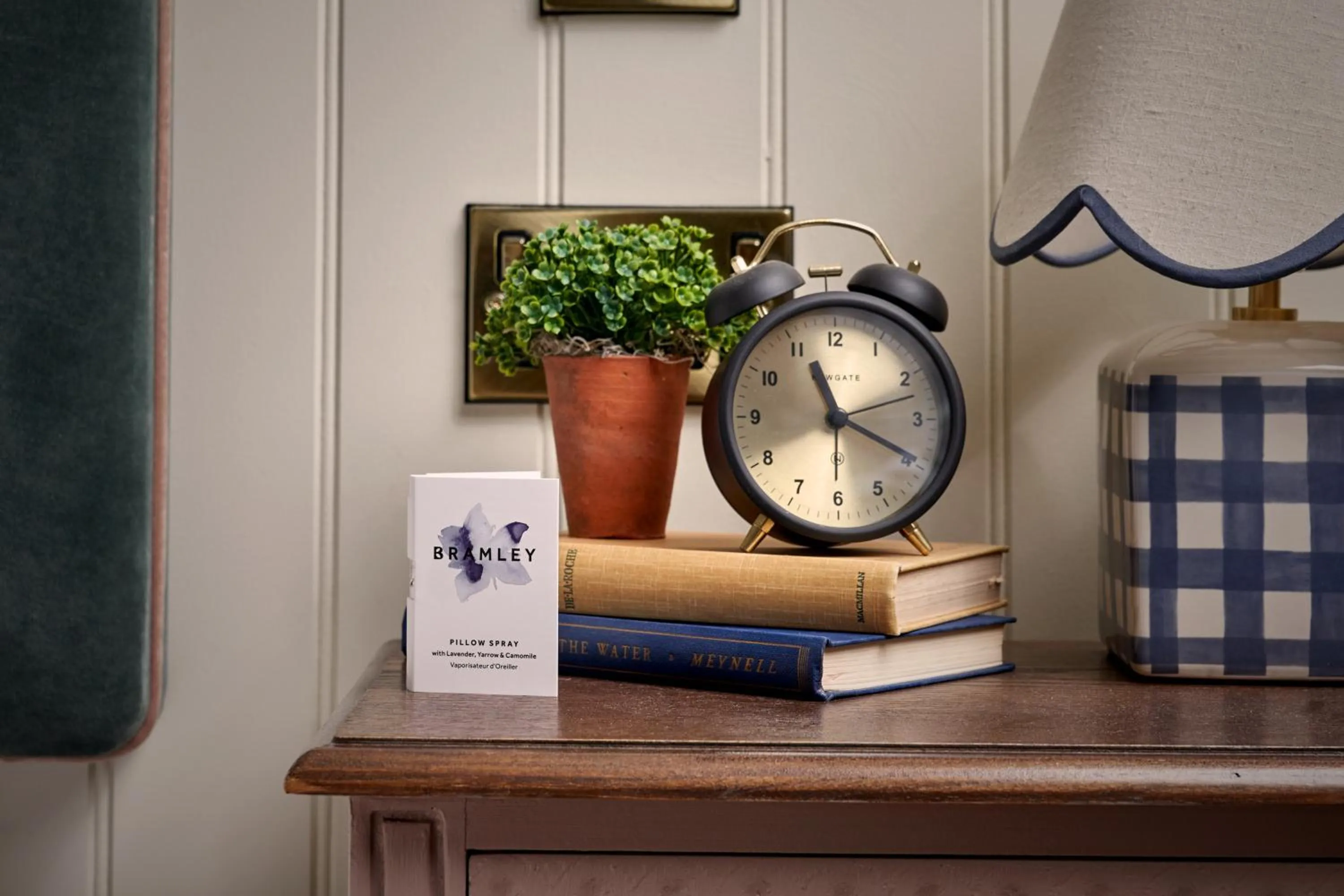 Library in King John Inn