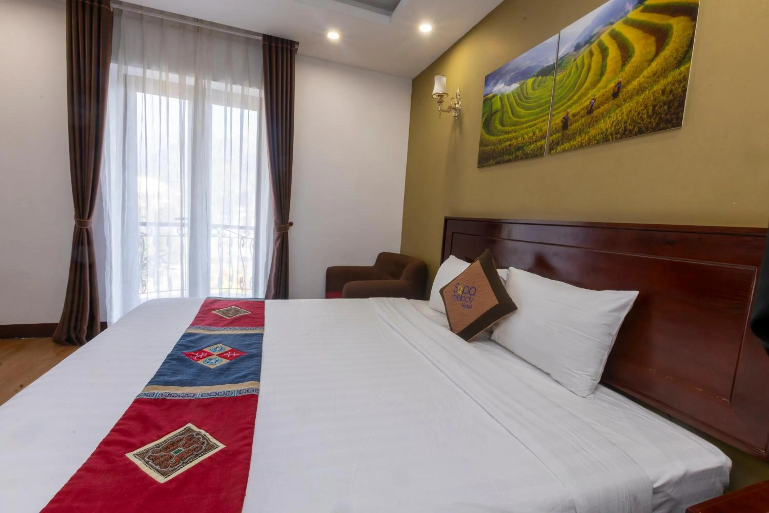 Bed in Sapa Melody Hotel
