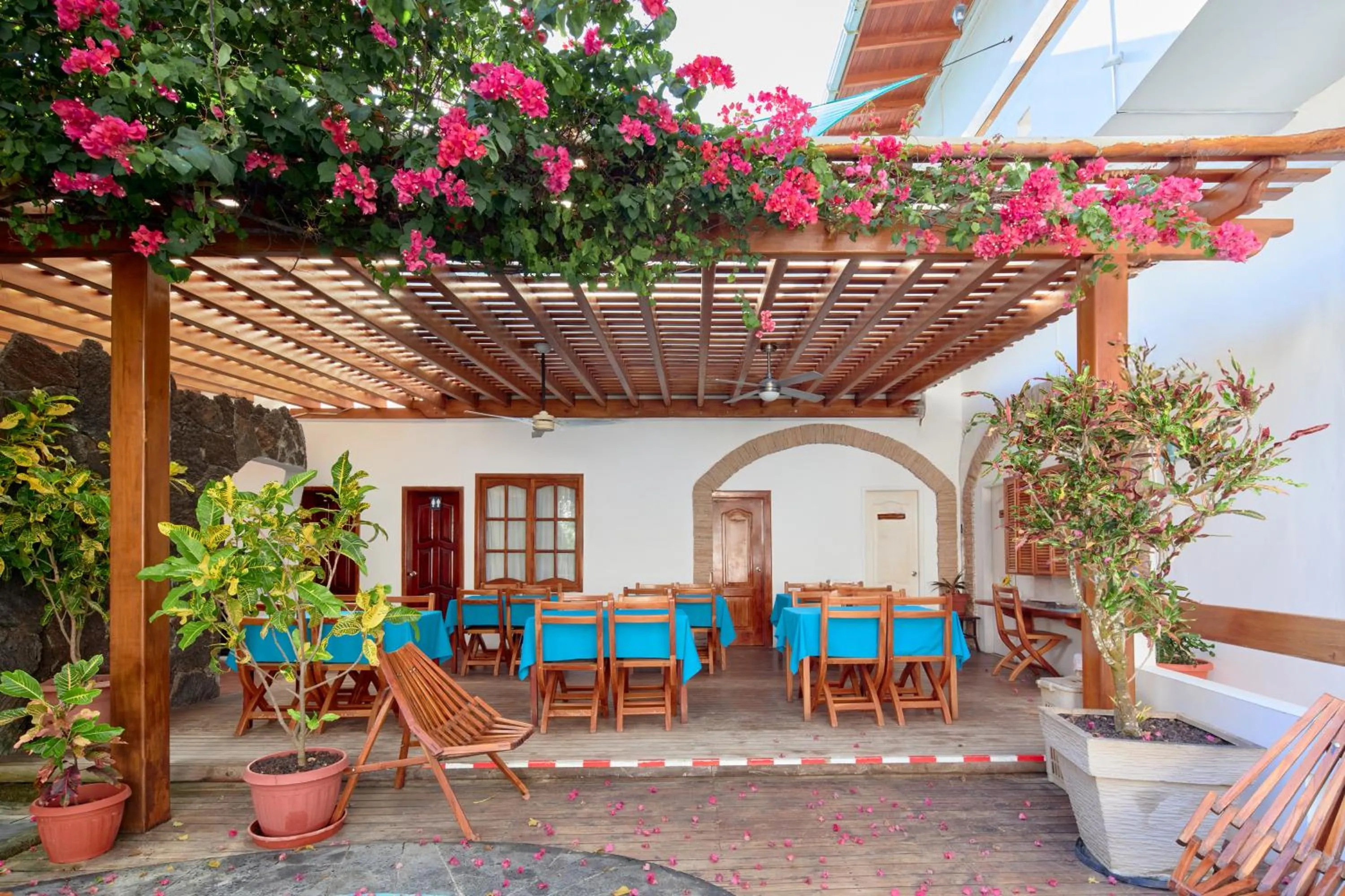 Patio in Hotel Albemarle Galapagos Beachfront