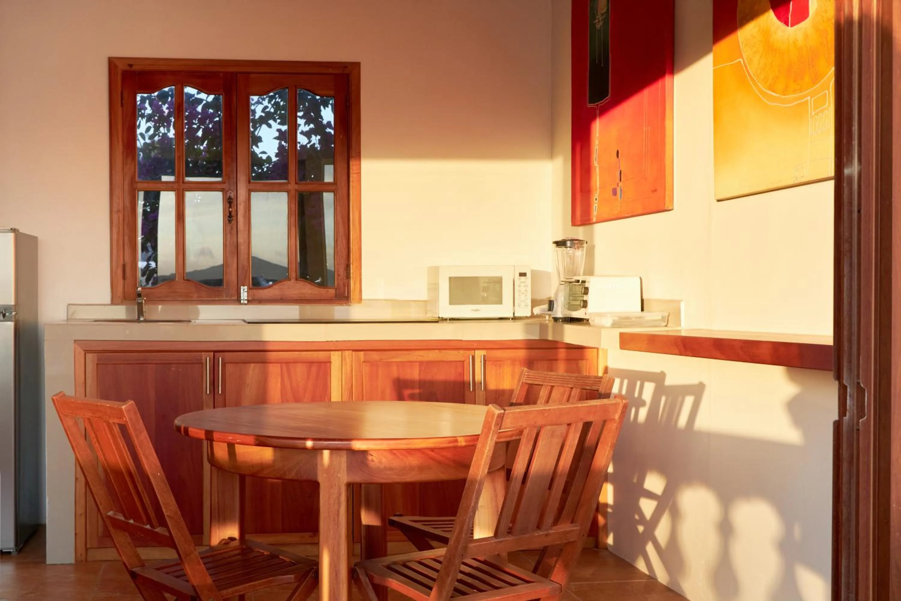 Kitchen or kitchenette in Hotel Albemarle Galapagos Beachfront