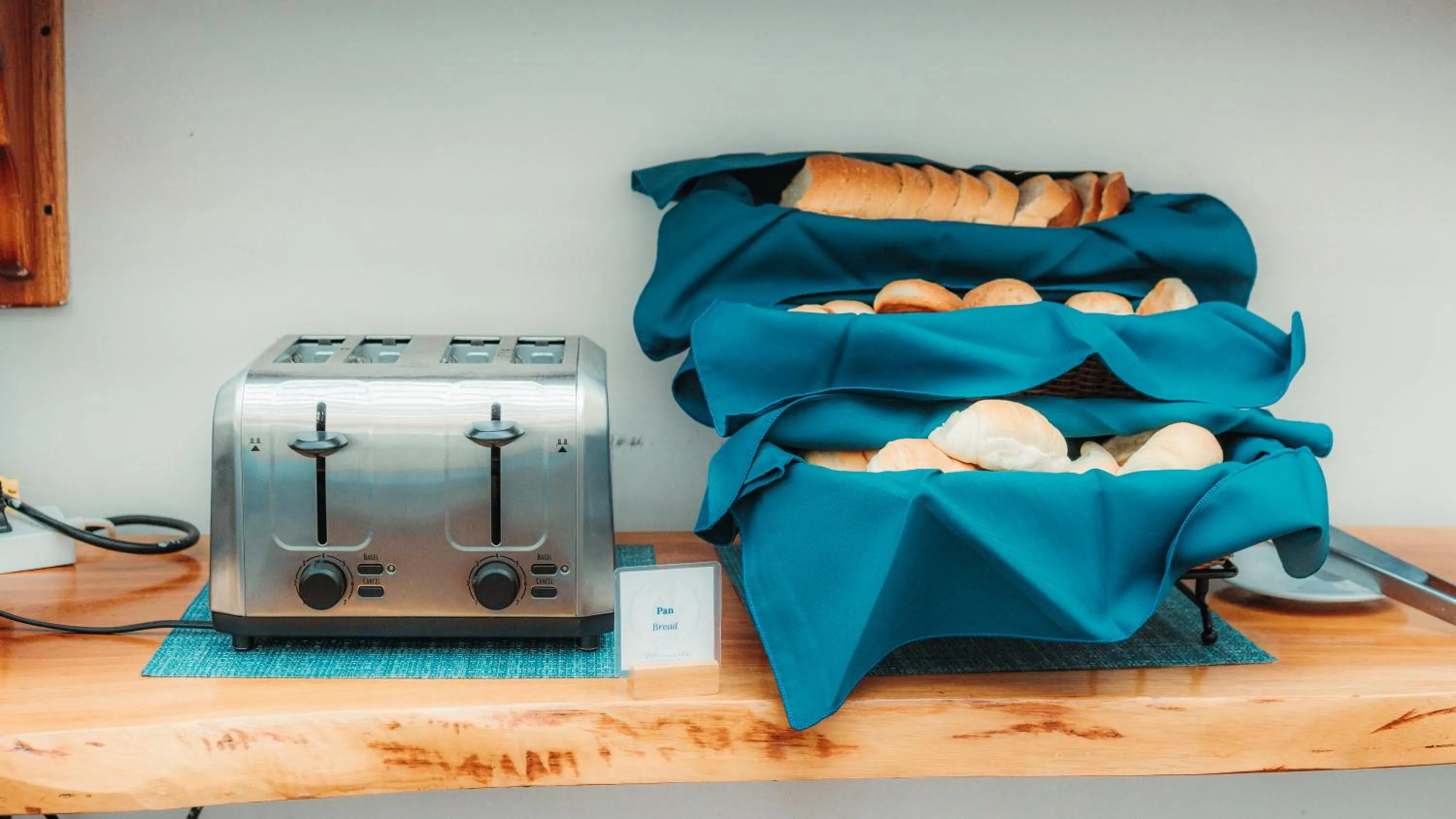Kitchen or kitchenette in Hotel Albemarle Galapagos Beachfront