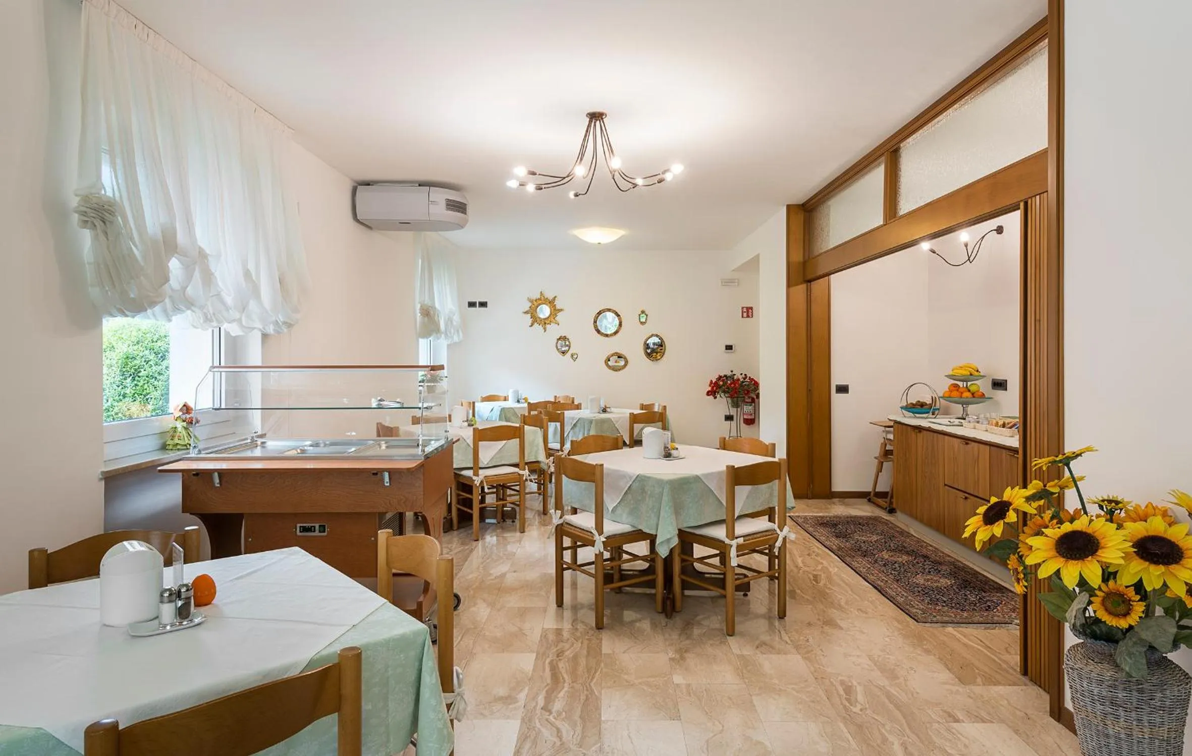 Restaurant/places to eat in Hotel Villa Al Vento