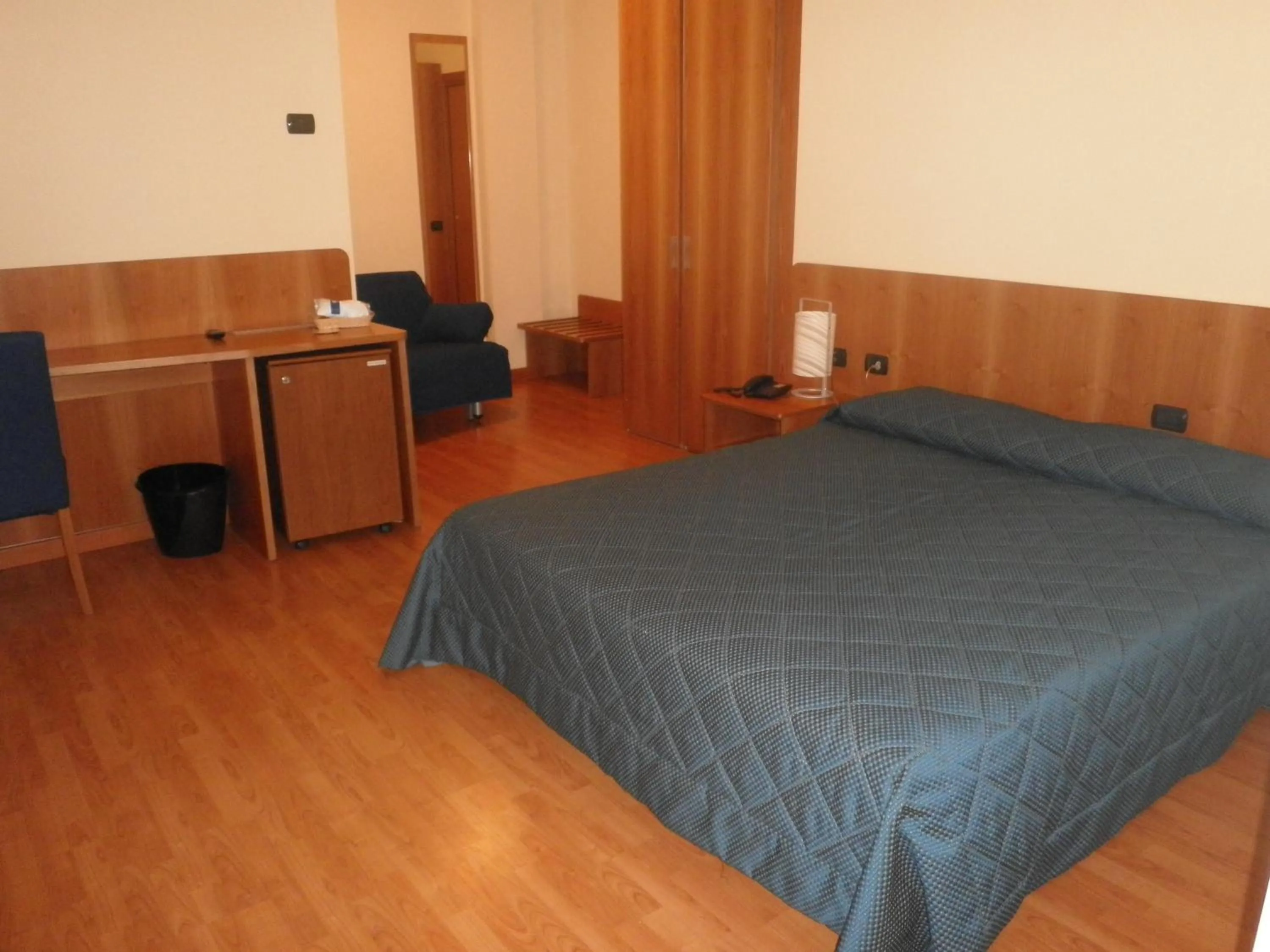 Photo of the whole room, Bed in Hotel Selide