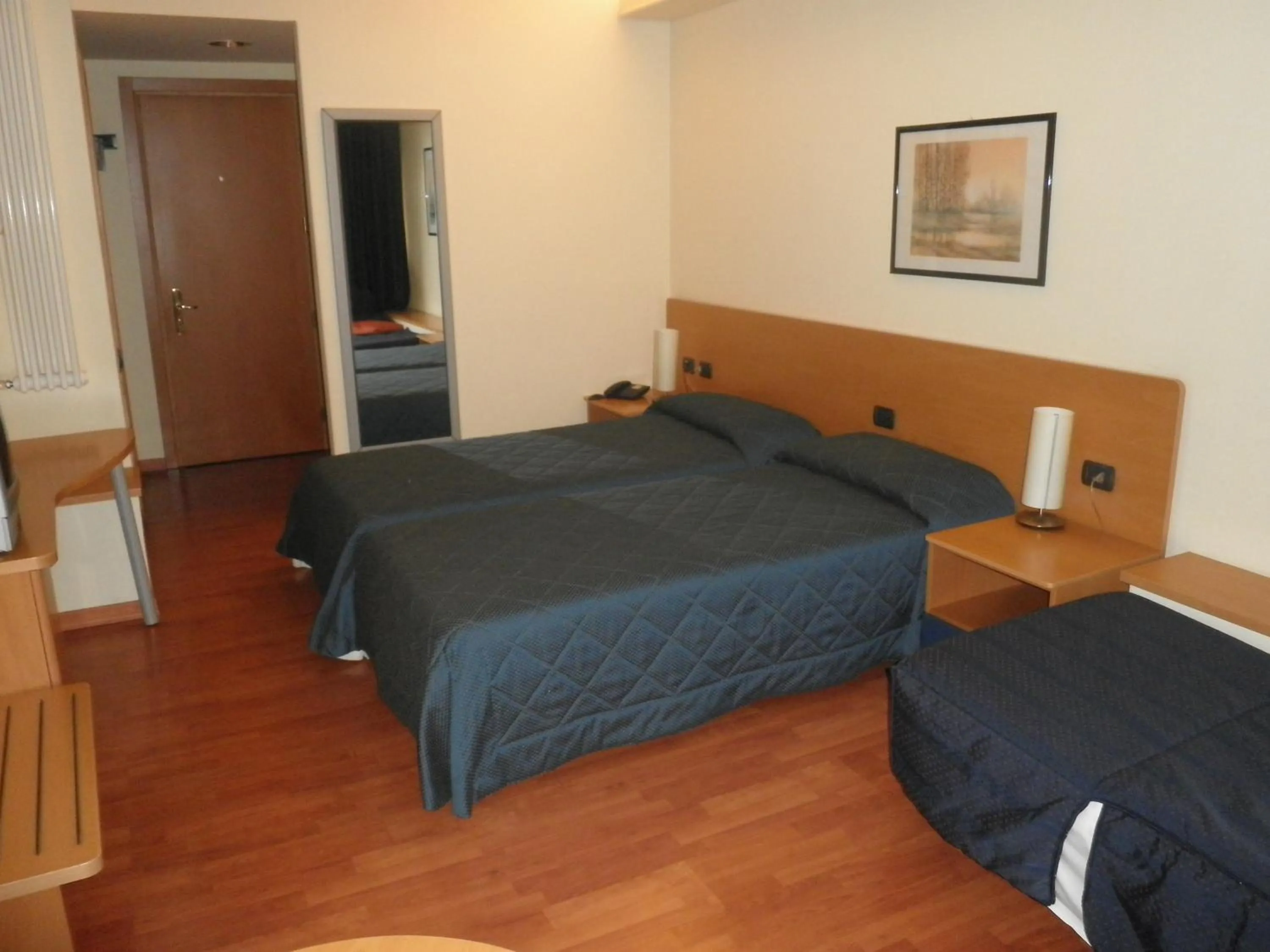 Photo of the whole room, Bed in Hotel Selide