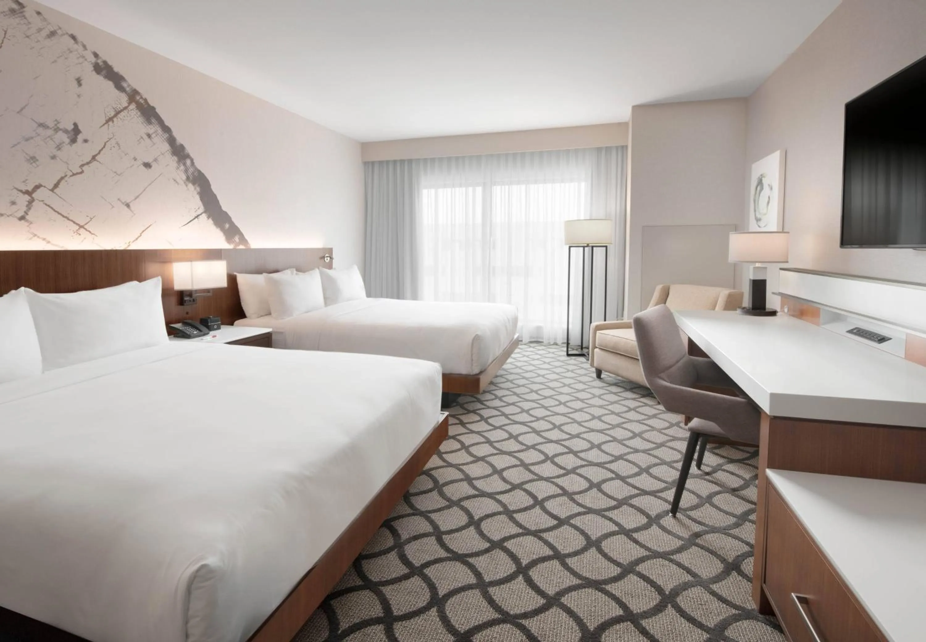 Bed in Marriott Dallas Allen Hotel & Convention Center