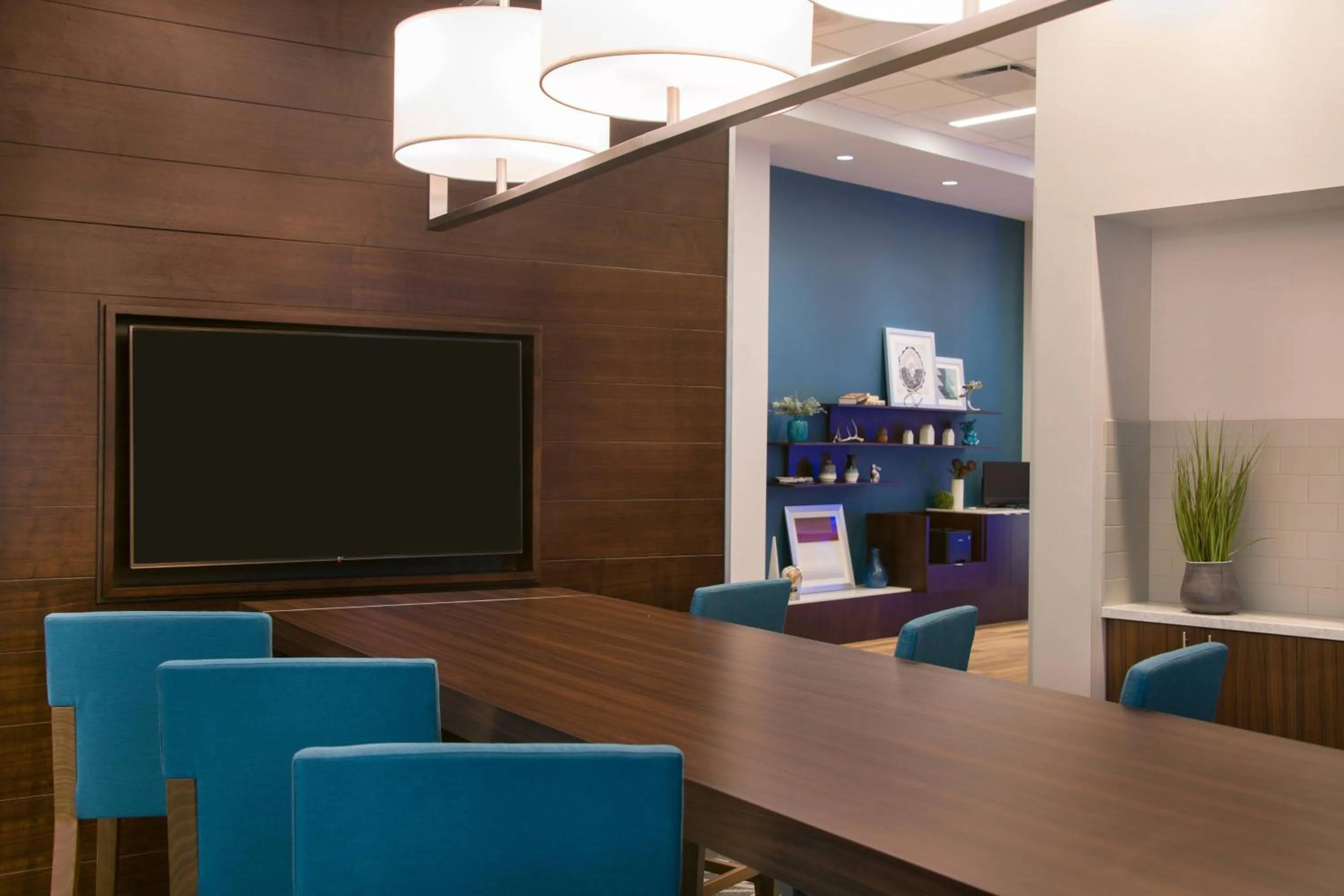 Restaurant/places to eat in Fairfield by Marriott Inn & Suites Dayton Downtown