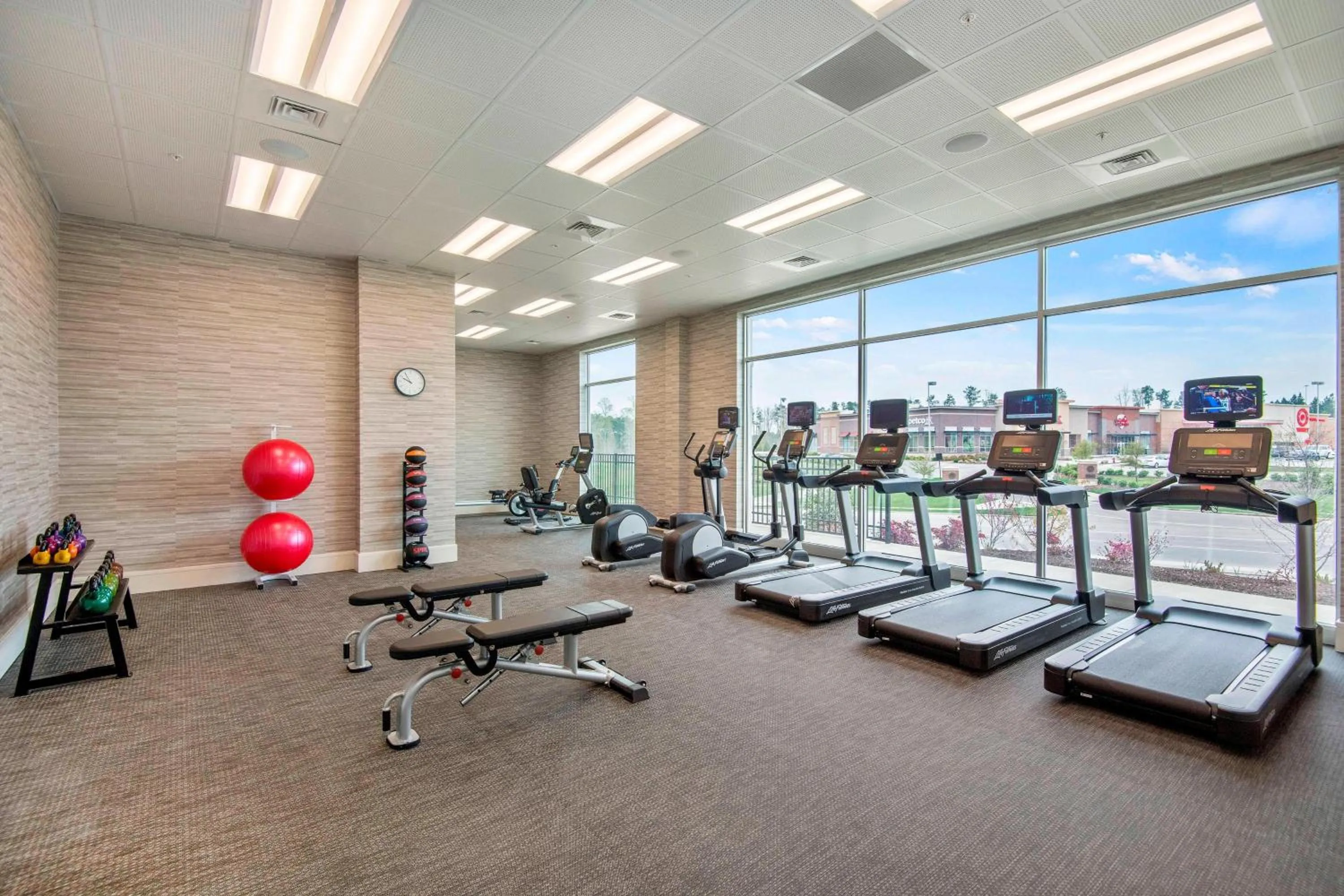 Fitness centre/facilities in Courtyard by Marriott Raleigh Cary/Parkside Town Commons