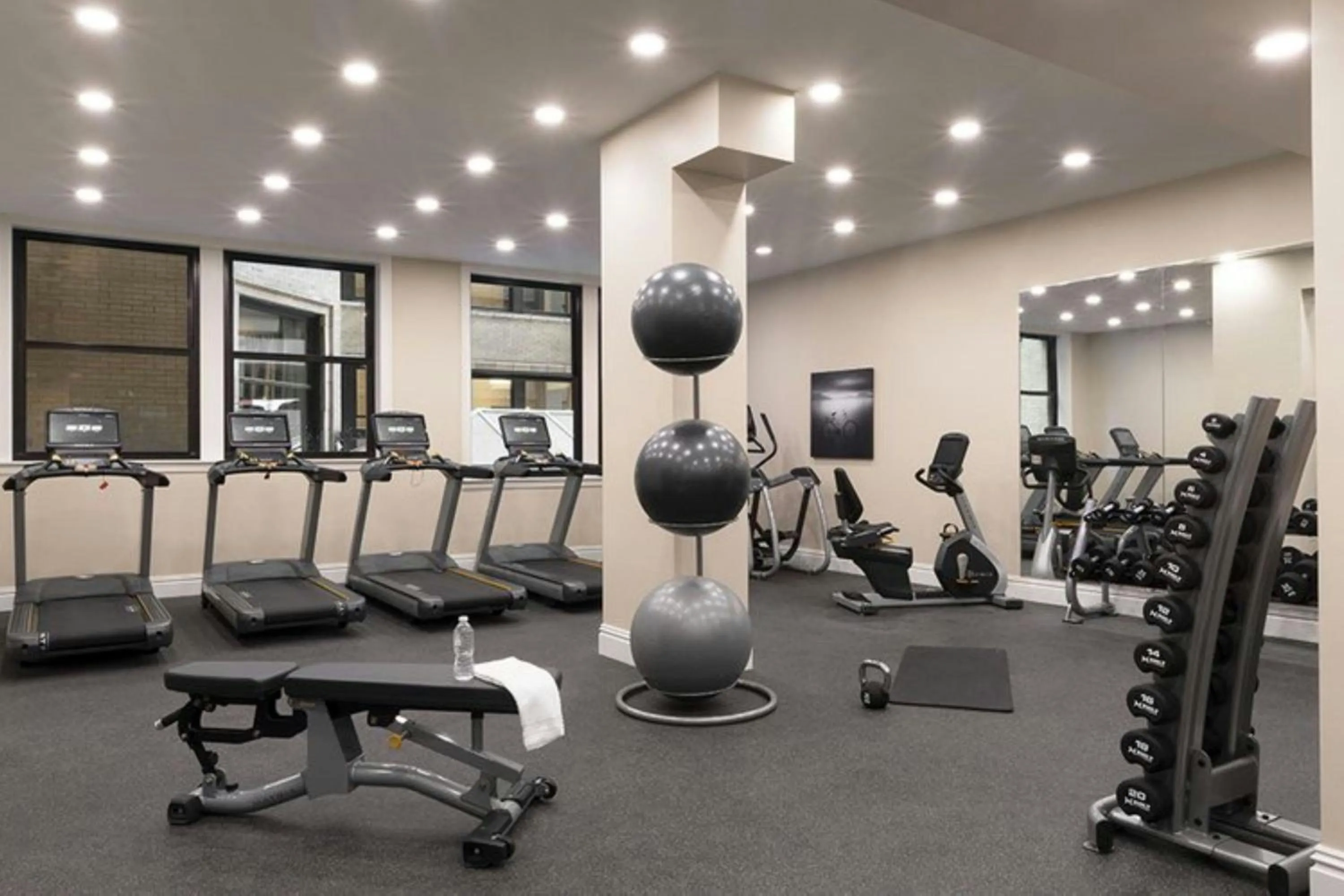 Fitness centre/facilities in Hotel Saint Louis, Autograph Collection