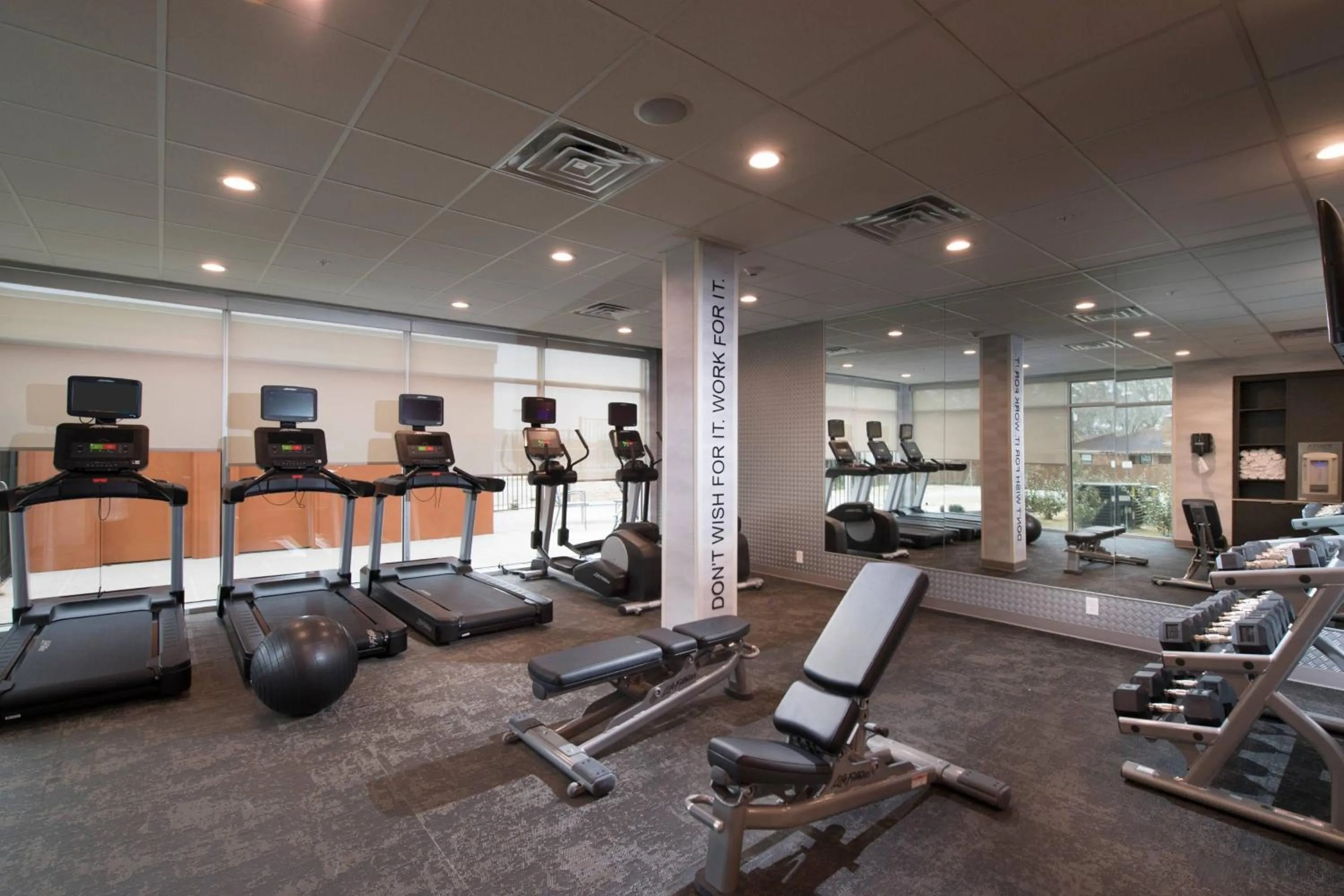Fitness centre/facilities in Fairfield Inn & Suites by Marriott Tyler South