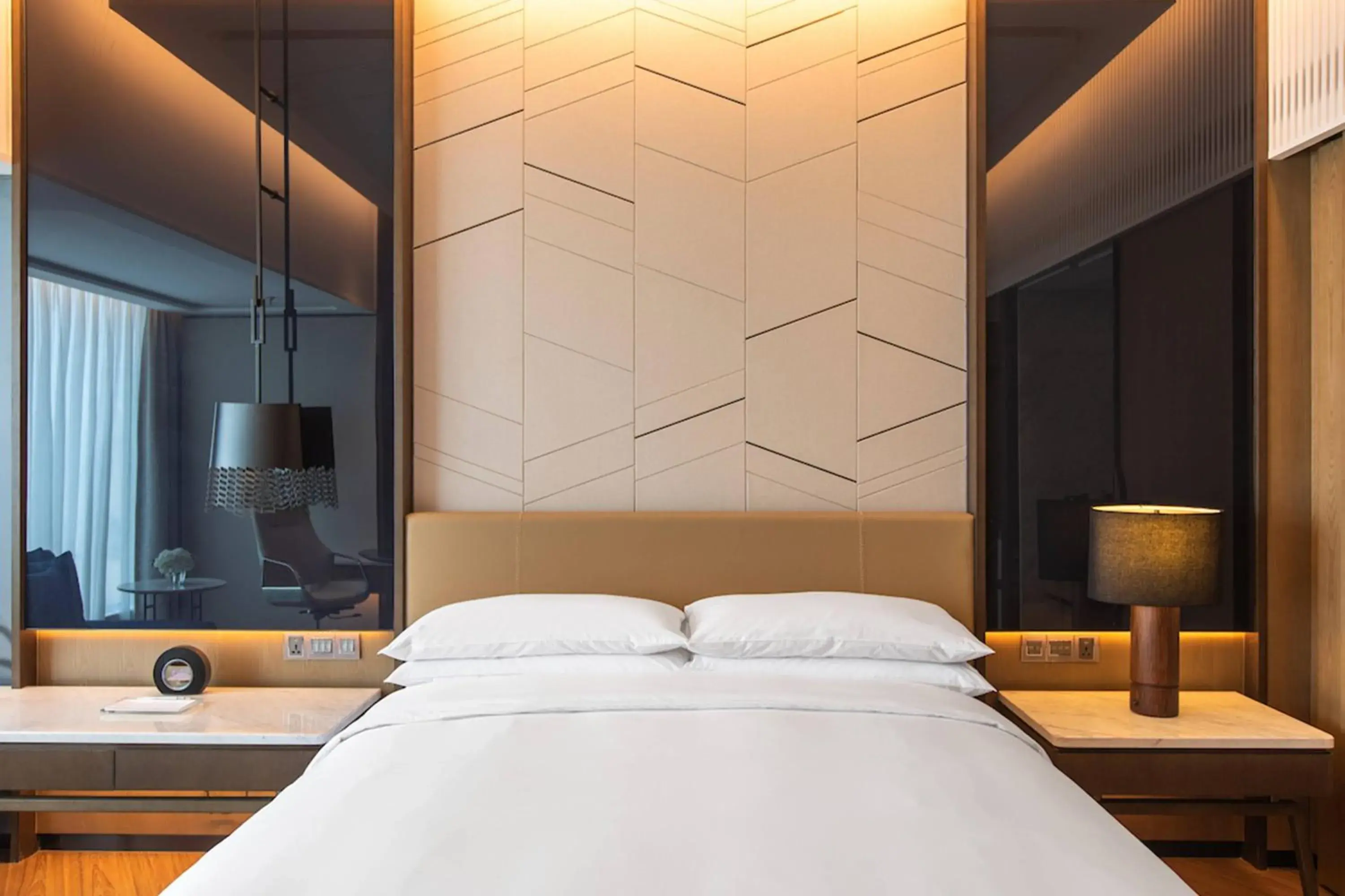 Deluxe King Room in Renaissance Xi'an Hotel Deluxe King Room in Renaissance Xi'an Hotel