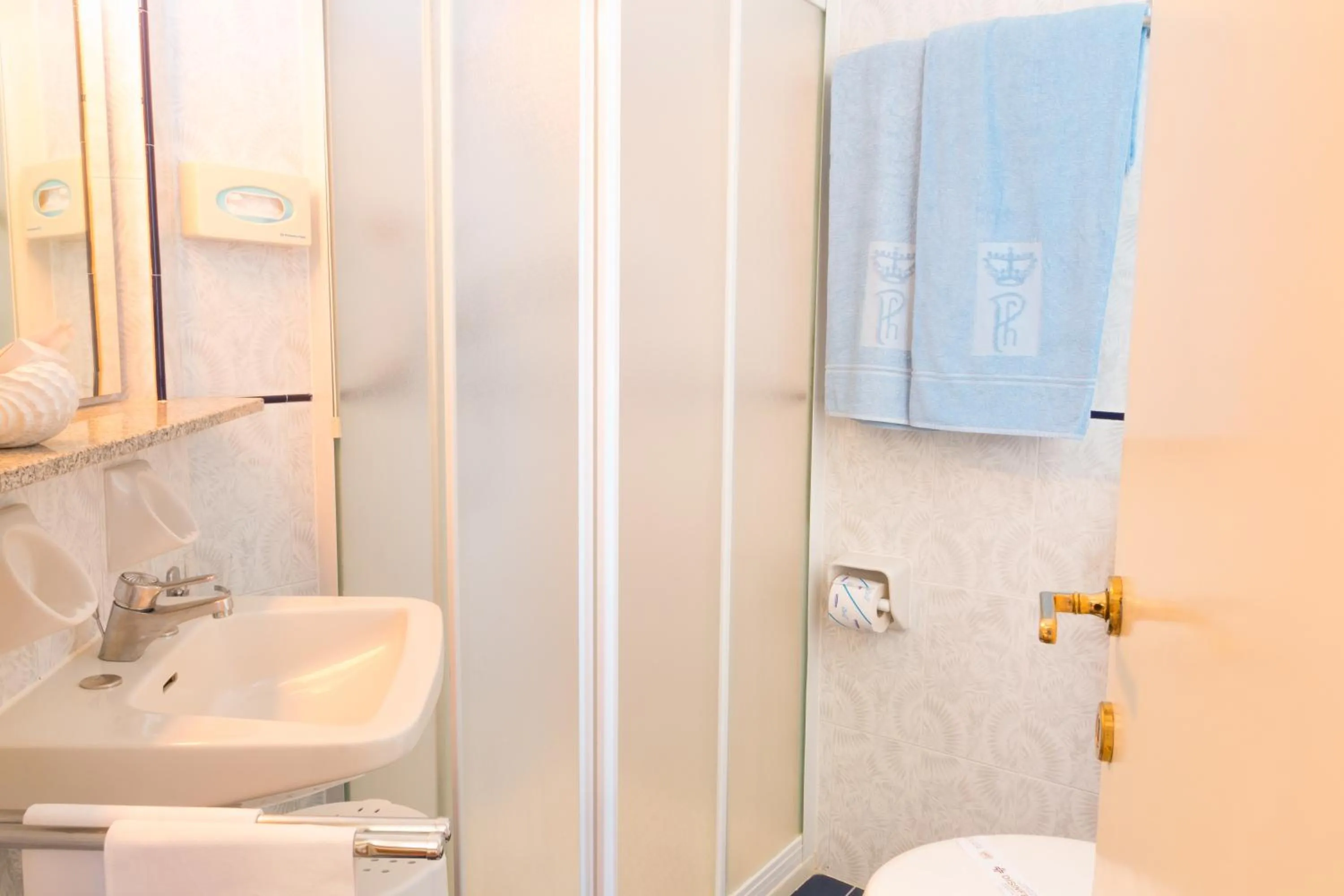 Bathroom in Hotel Principe