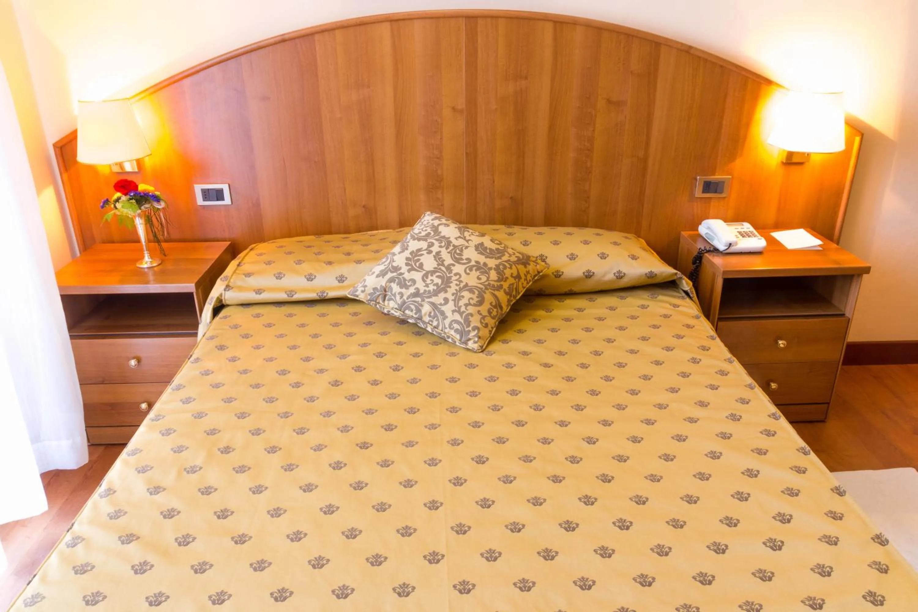 Photo of the whole room, Bed in Hotel Principe