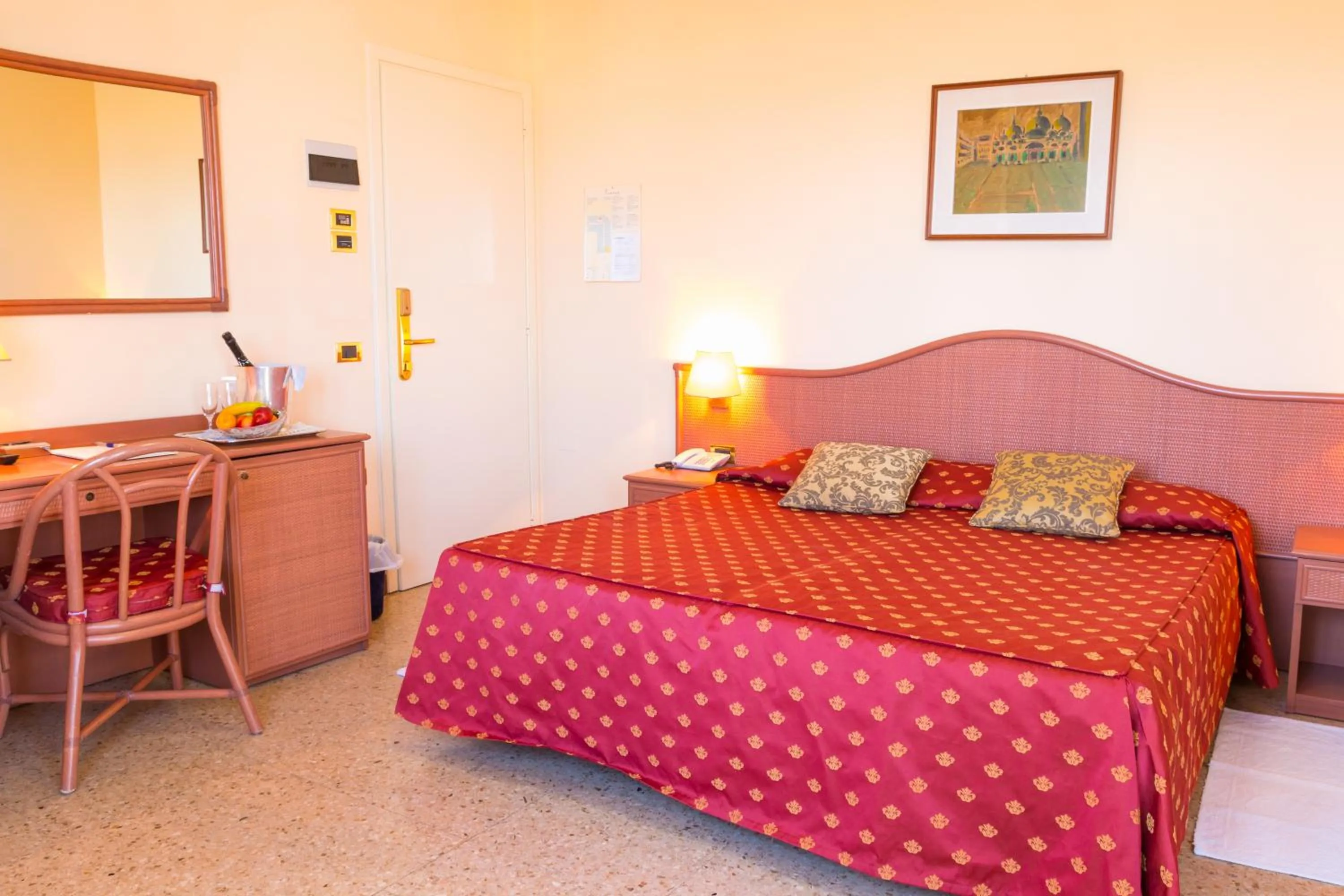 Bedroom, Bed in Hotel Principe