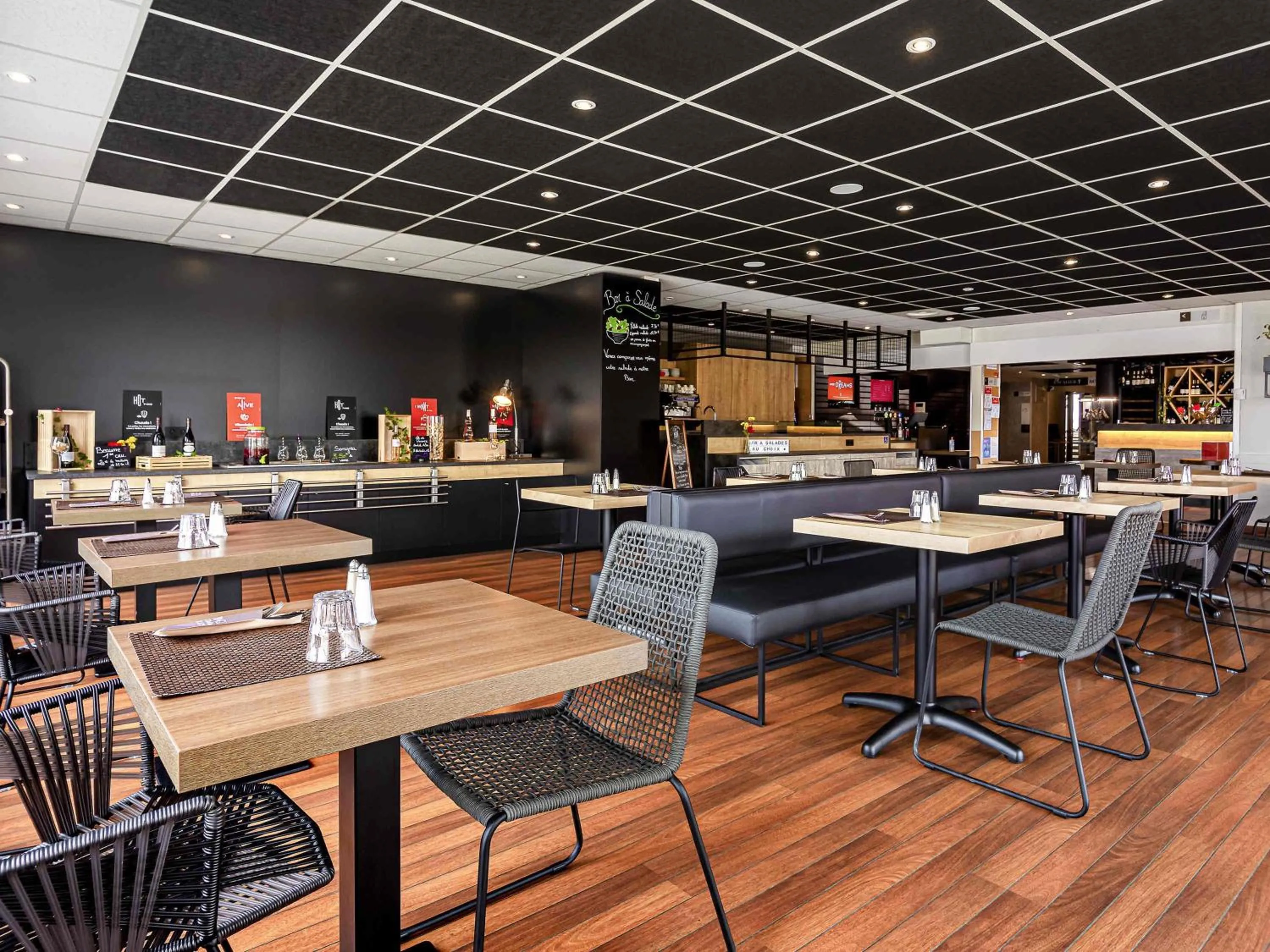 Restaurant/places to eat in ibis Dijon Sud