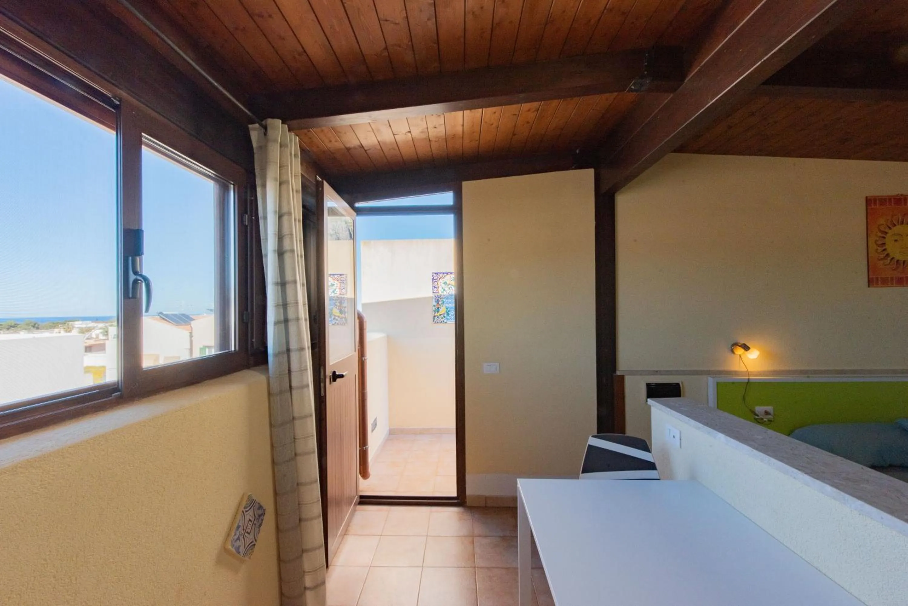 Living room, Bed in Affittacamere Aloe