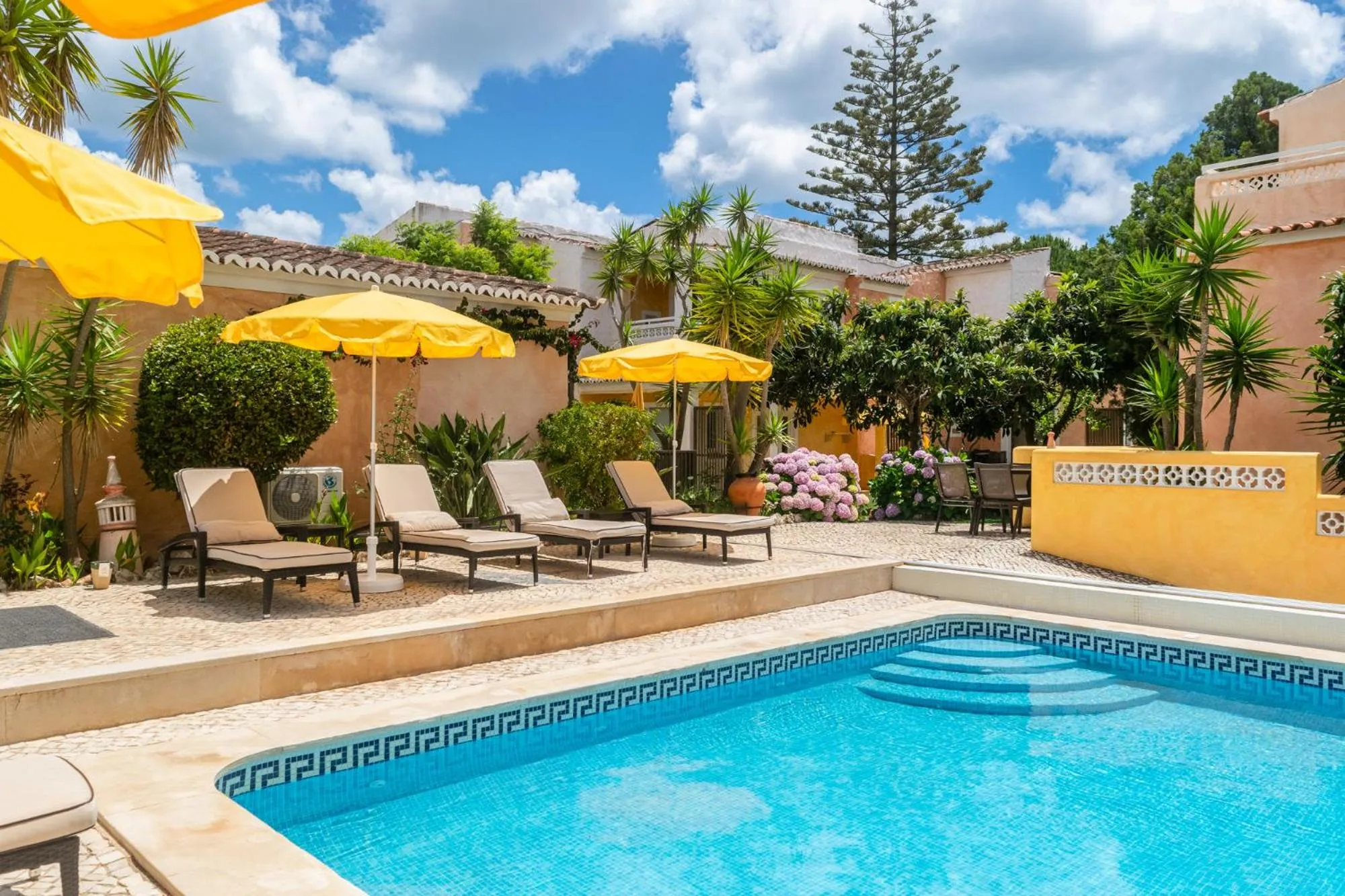 Swimming pool in Costa d'Oiro Ambiance Village