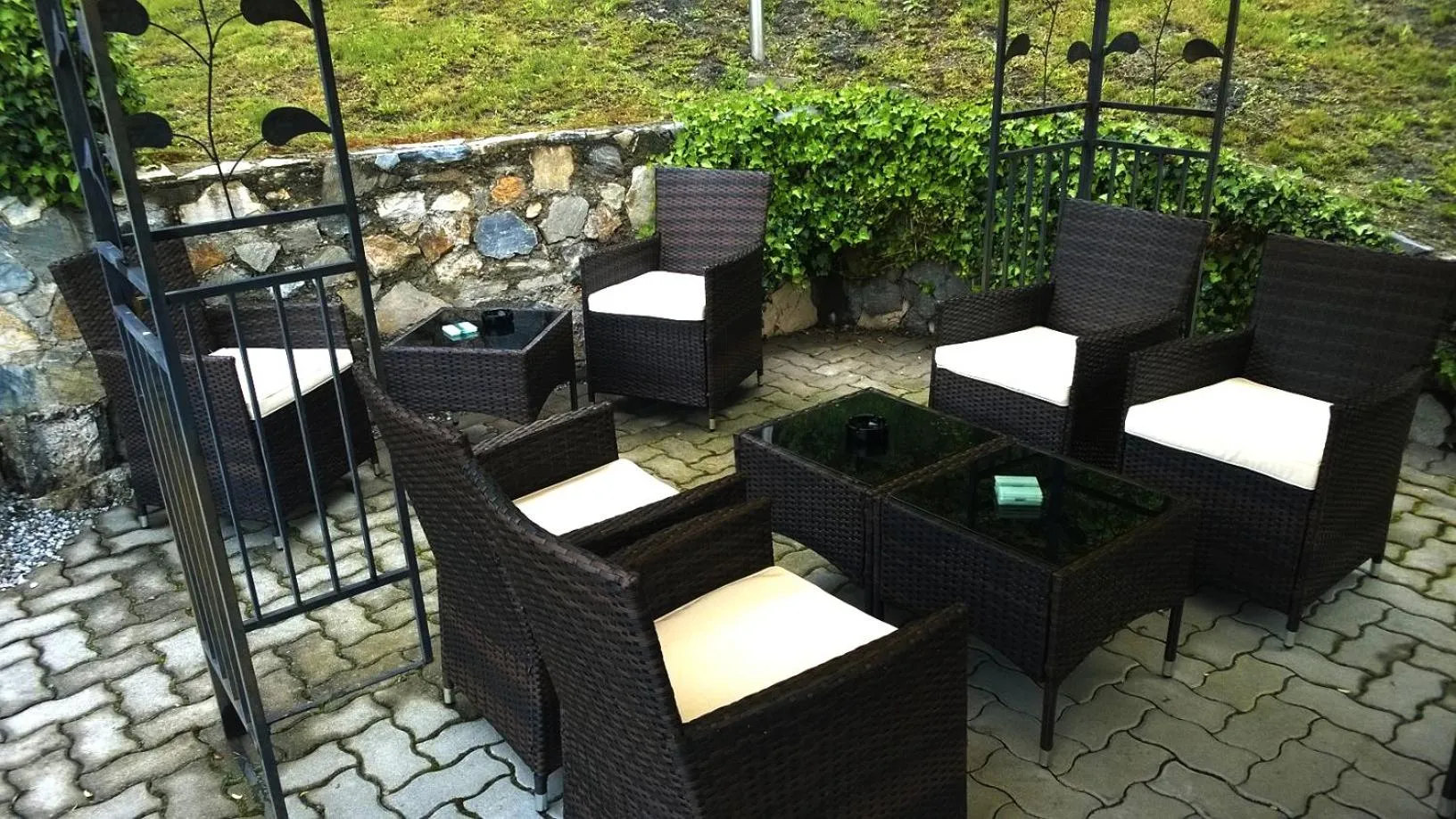 Balcony/Terrace in Gösser BACHGASSLHOF -- Bed and Breakfast -- Apartments