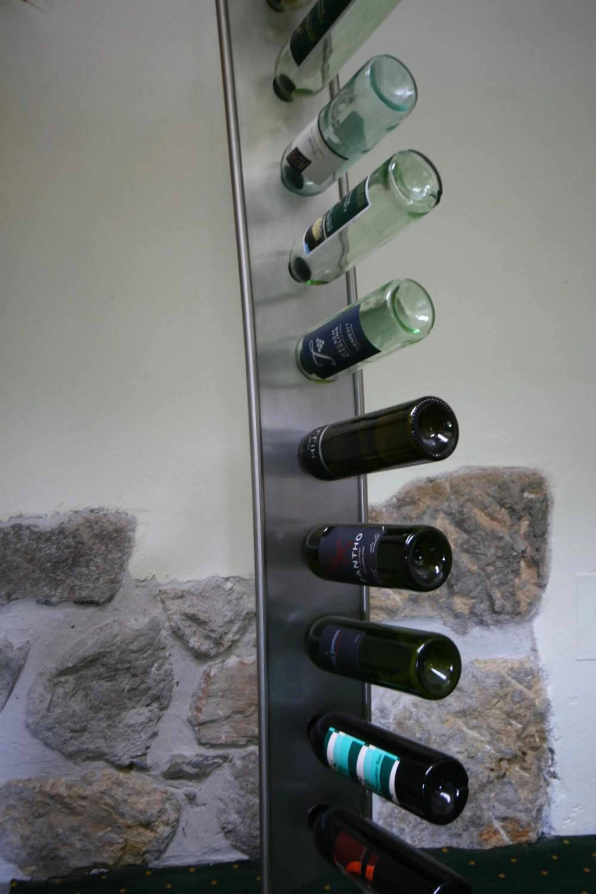 Alcoholic drinks in Gösser BACHGASSLHOF -- Bed and Breakfast -- Apartments