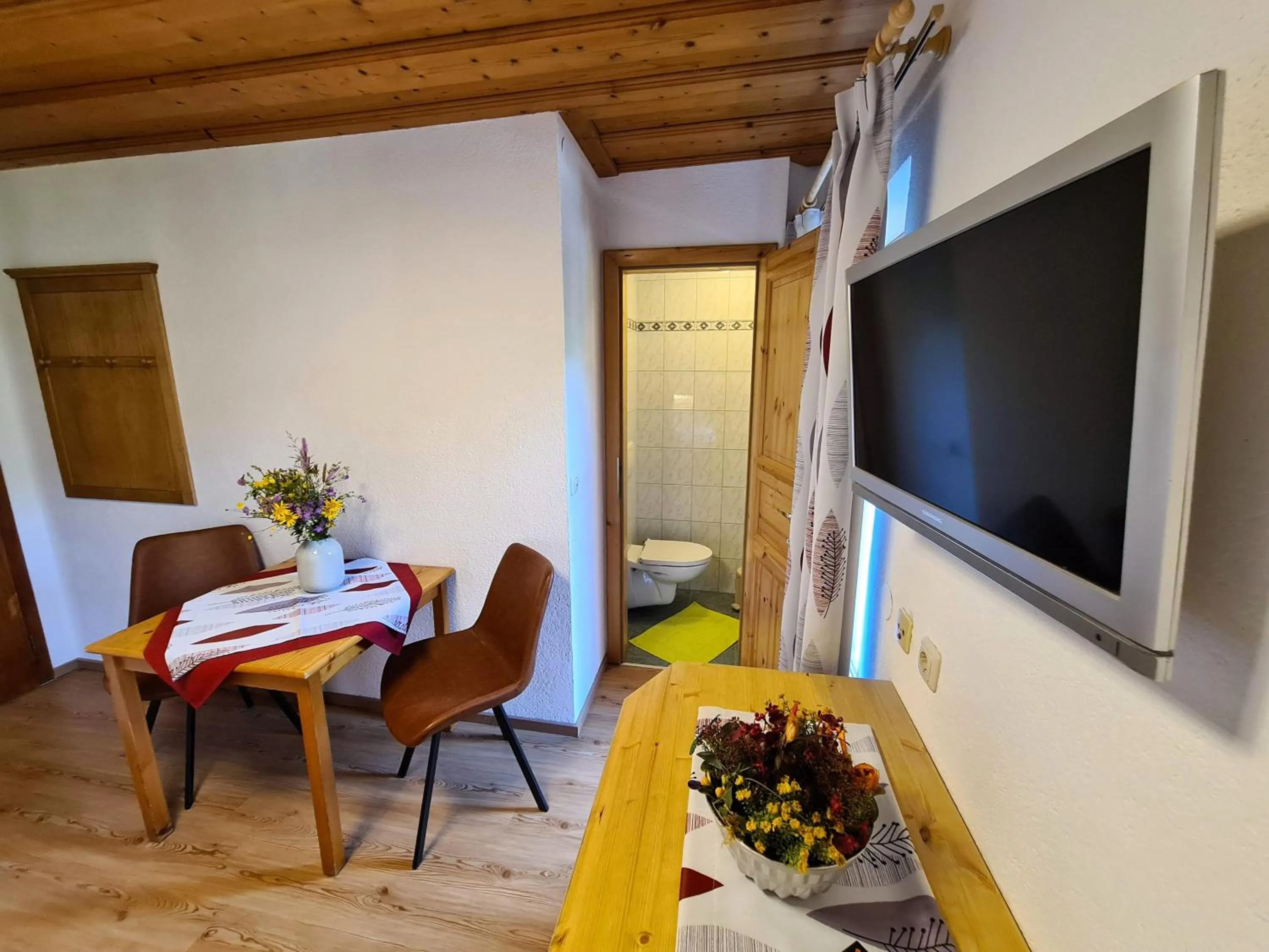 Toilet in Pension Sydler