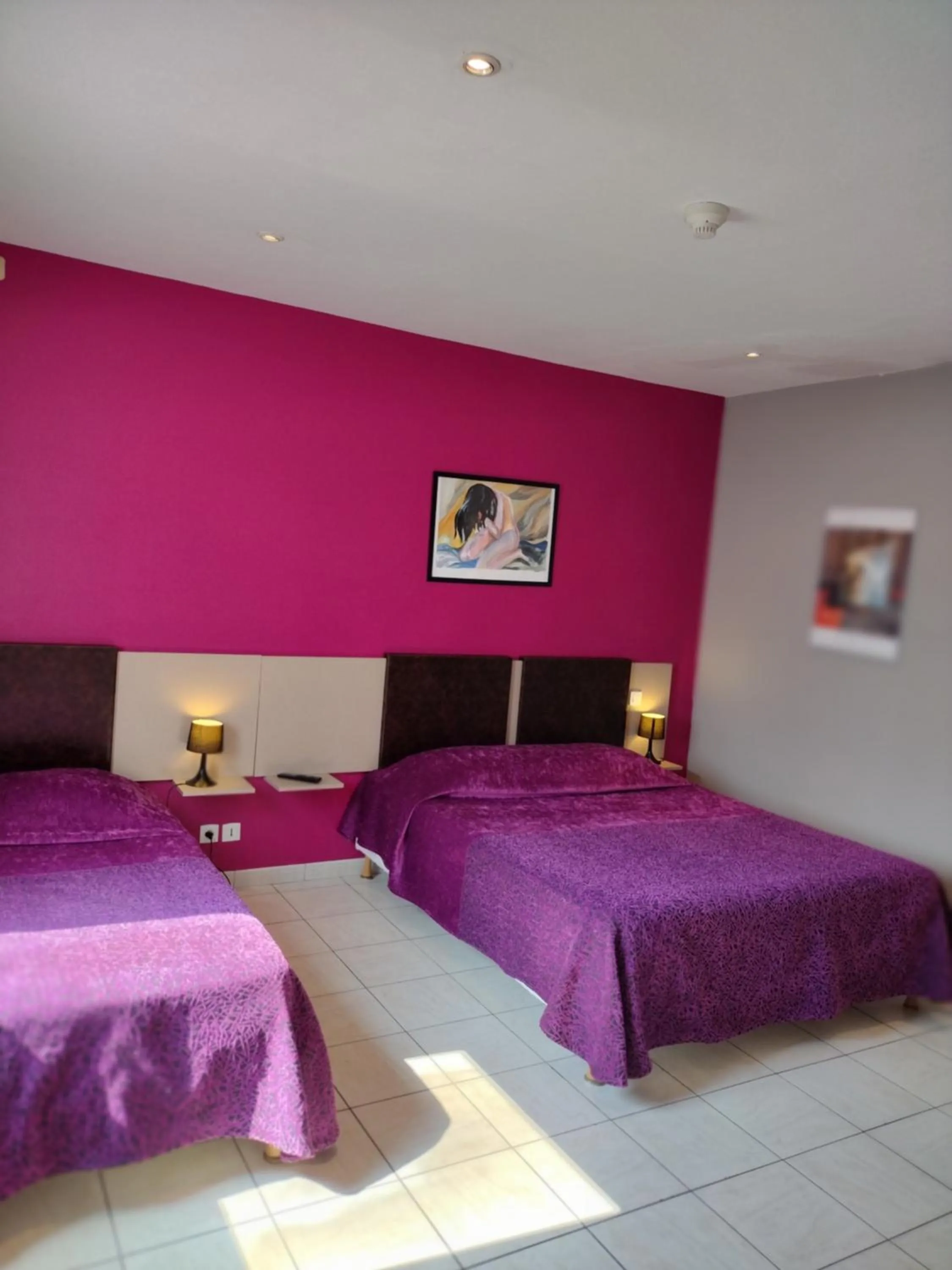 Bed in Hôtel Savary