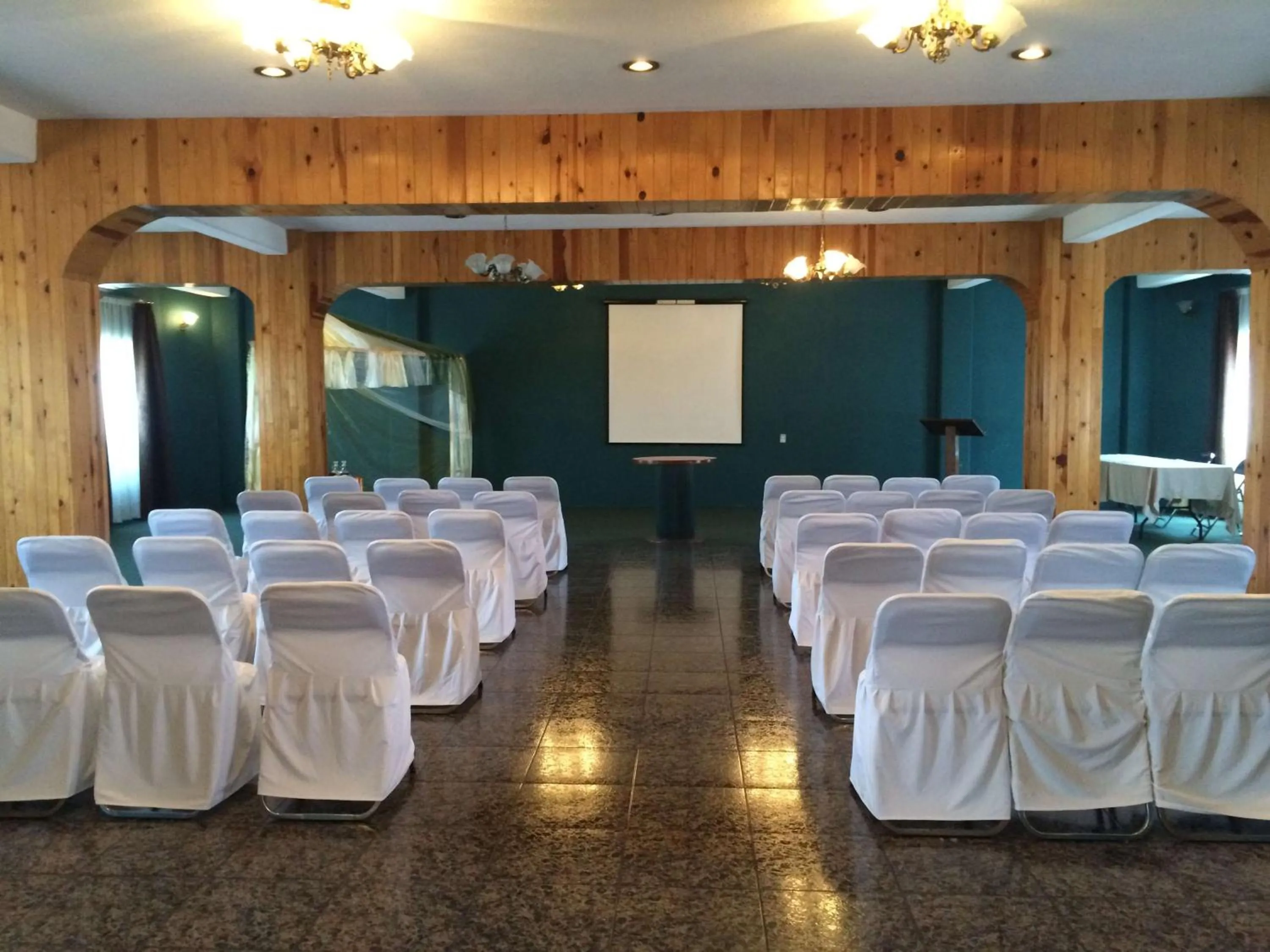 On site in Best Western Toluca