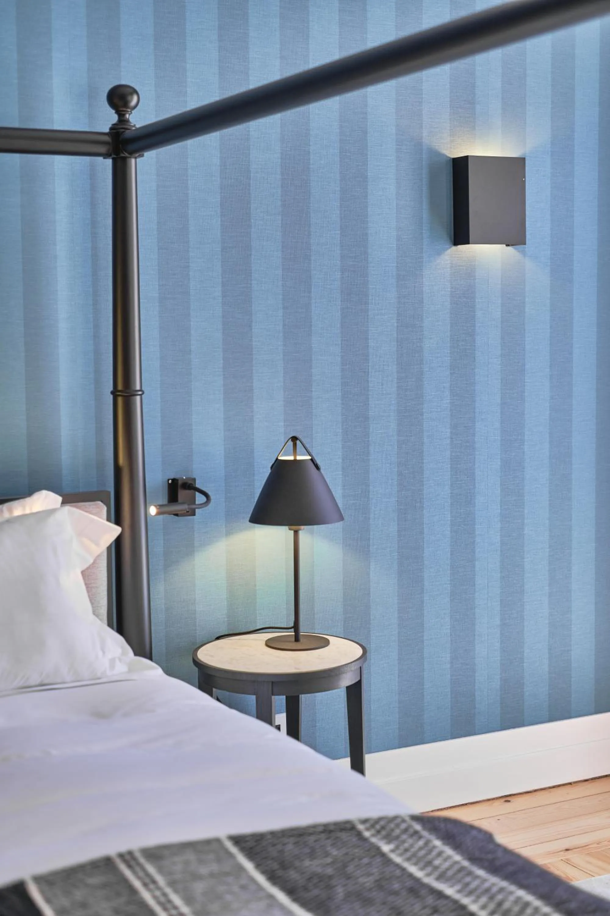 Bed in Palacio da Lousa Boutique Hotel