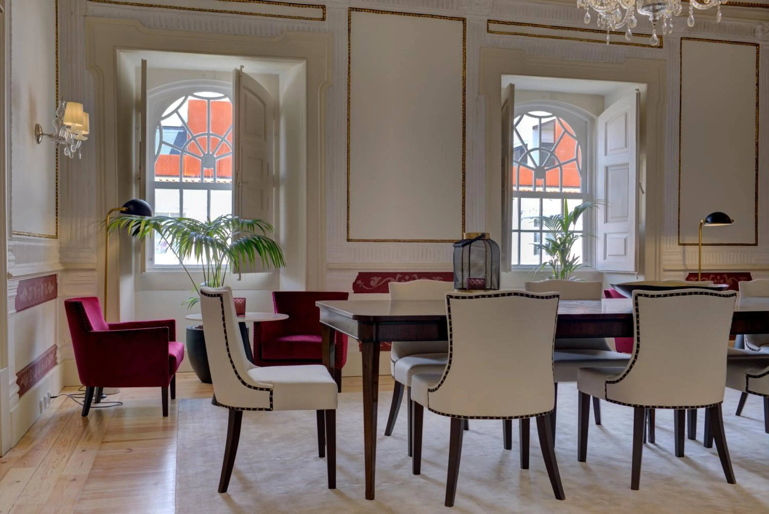 Property building in Palacio da Lousa Boutique Hotel