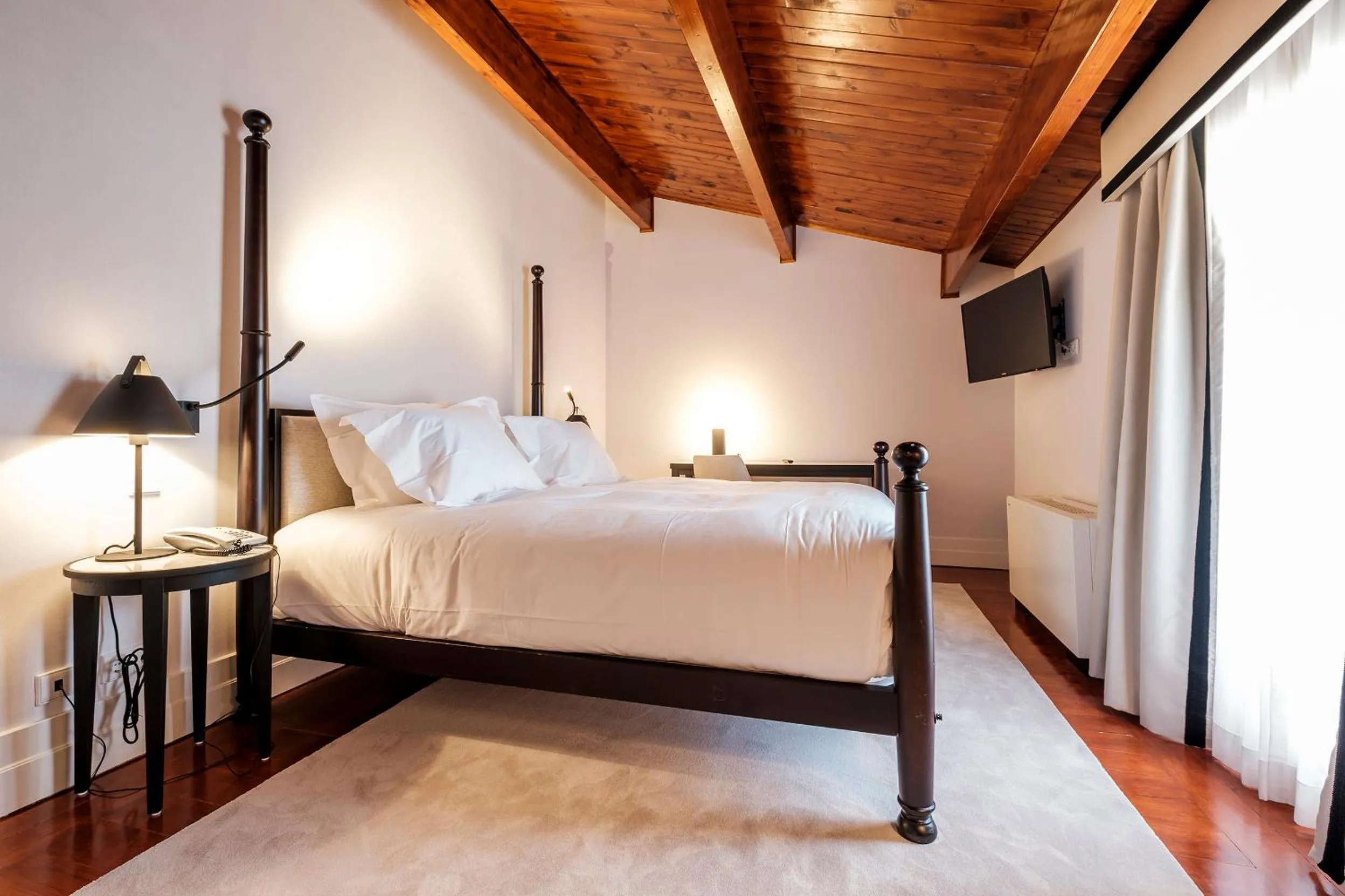 Bedroom, Bed in Palacio da Lousa Boutique Hotel