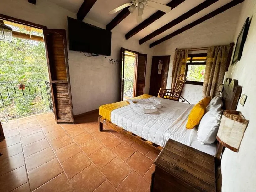 Photo of the whole room, Bed in Posada La Querencia