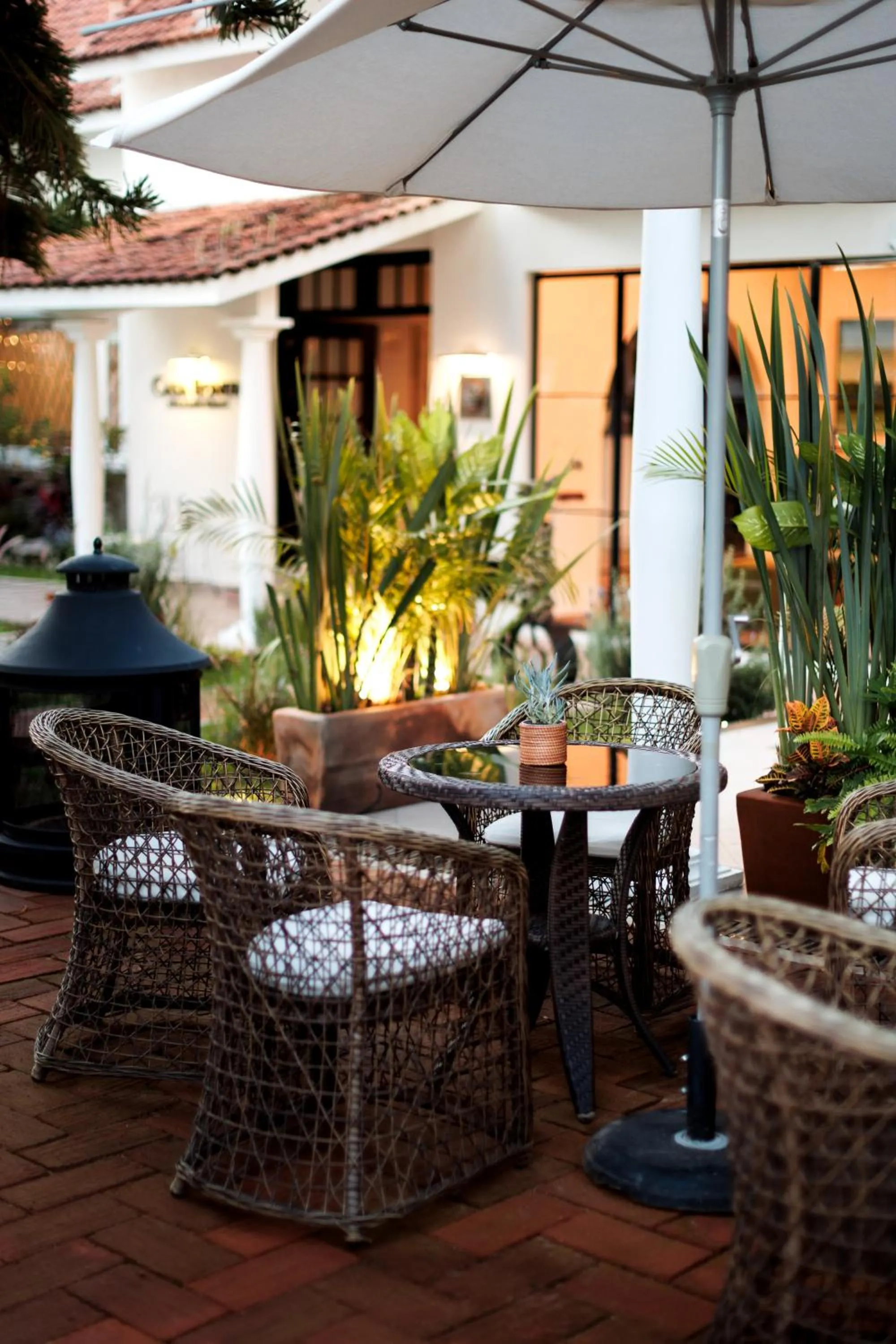 Casa Bonita Hotel & Luxury Residence