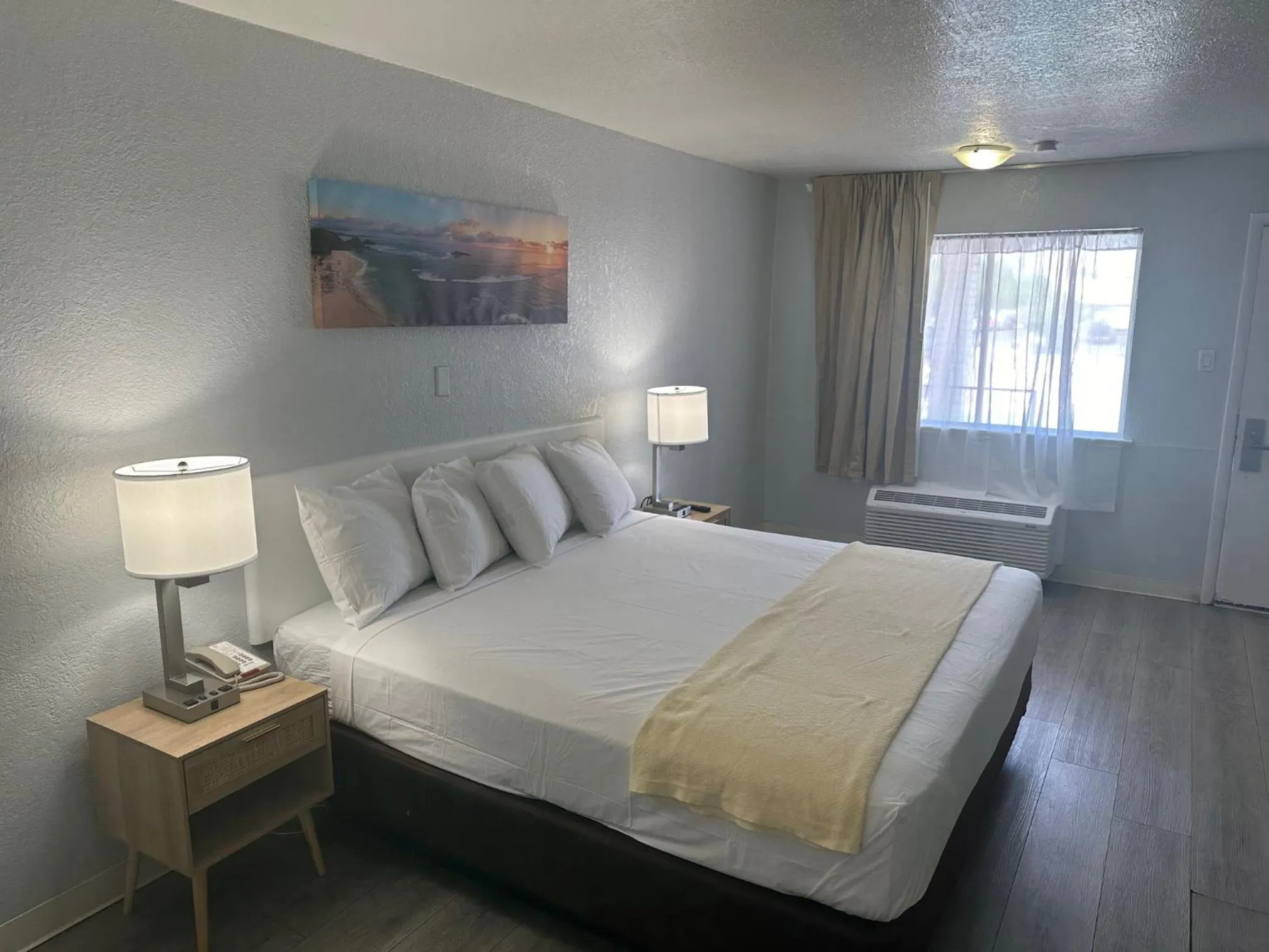 Bed in Premier Inns Metro