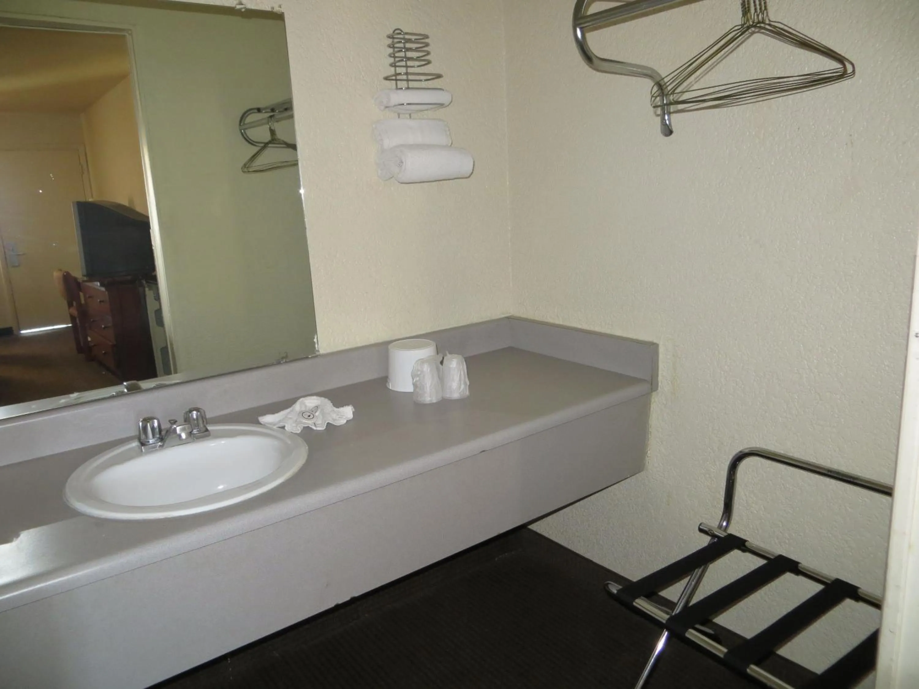 Bathroom in Premier Inns Metro