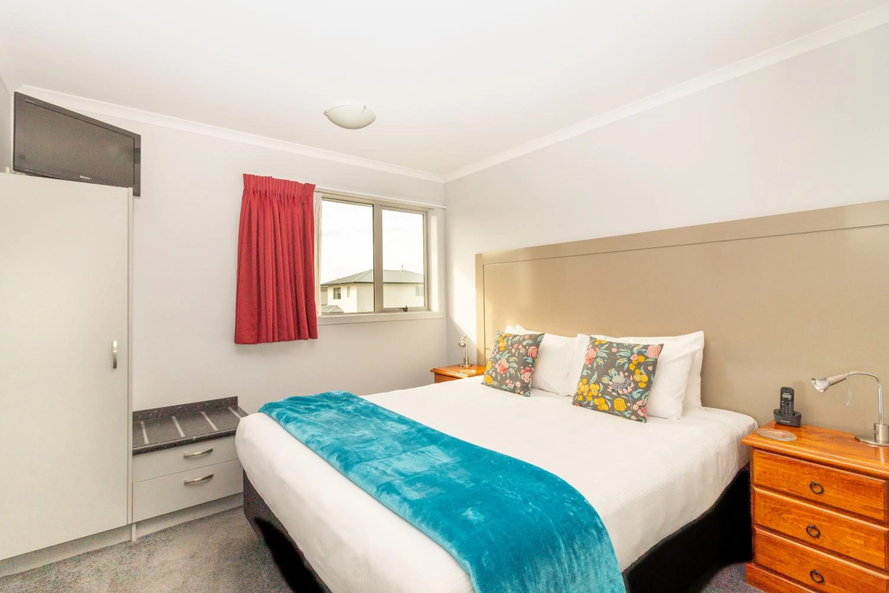 Bed in BKs Premier Motel Esplanade