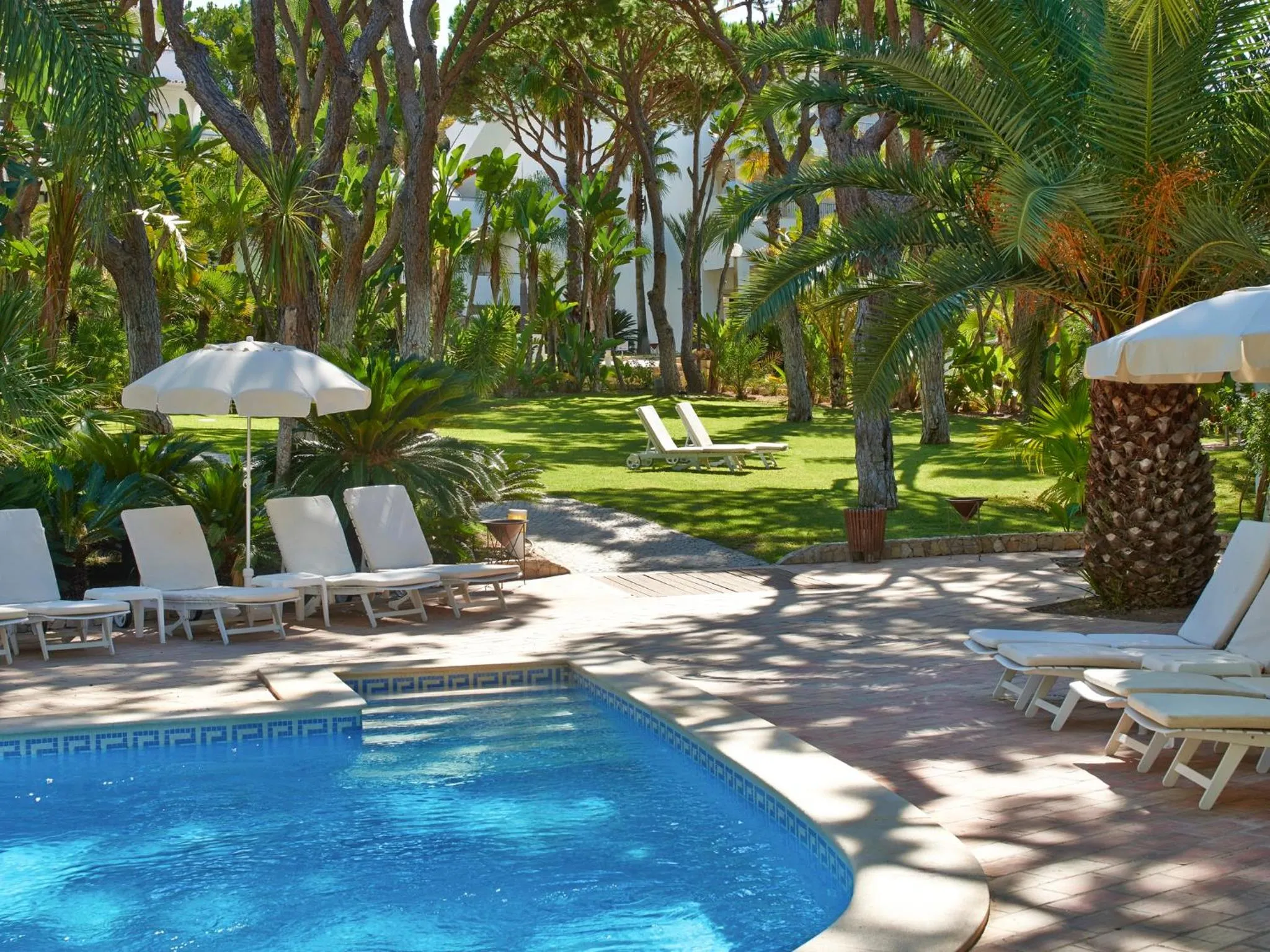 Garden in Vale Do Garrao Villas