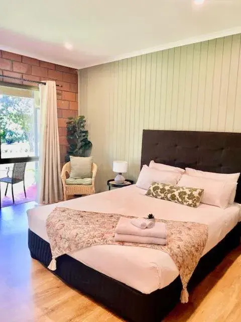 Standard Queen Room in Malanda Lodge Standard Queen Room in Malanda Lodge