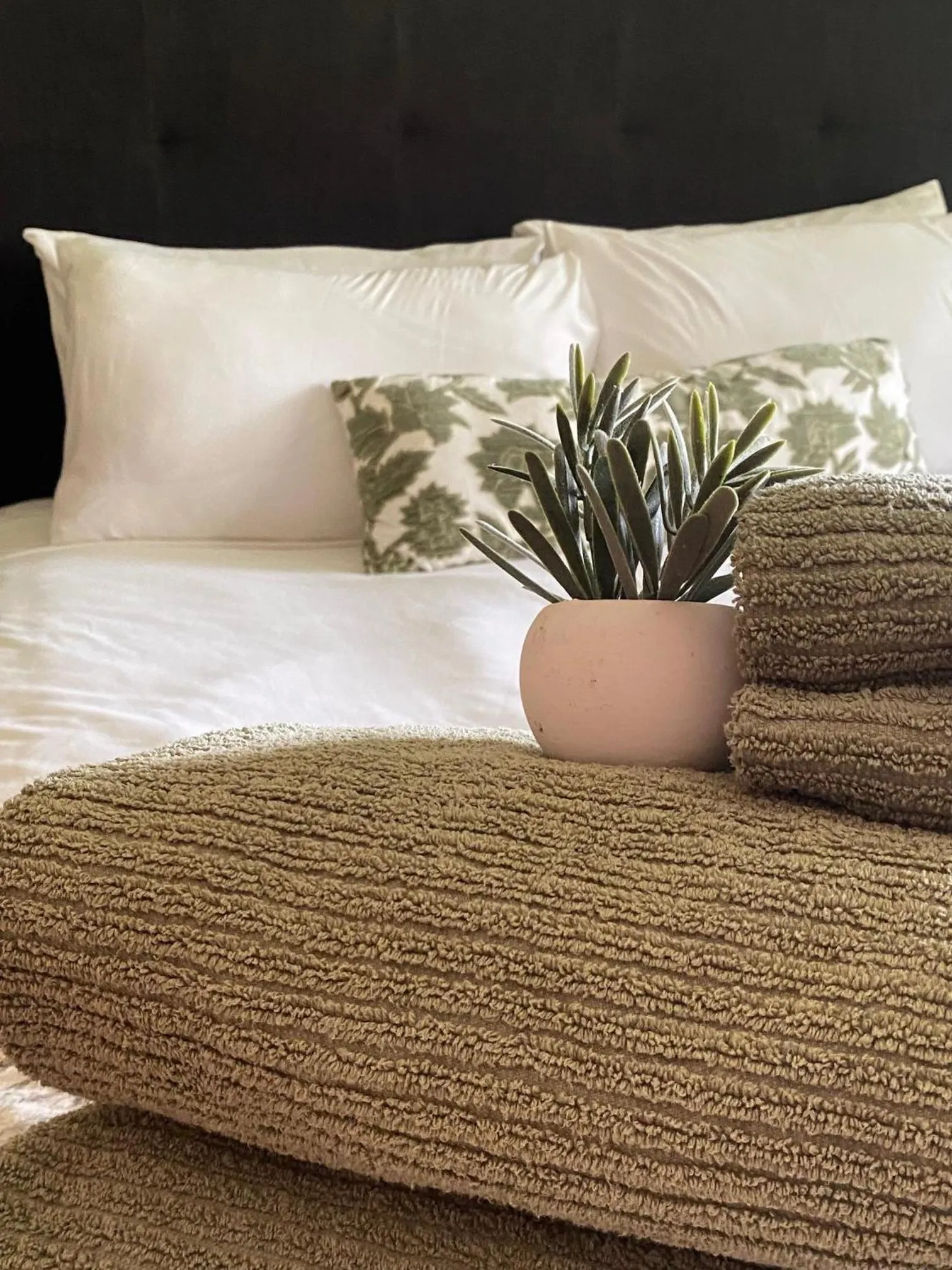 Bed in Malanda Lodge