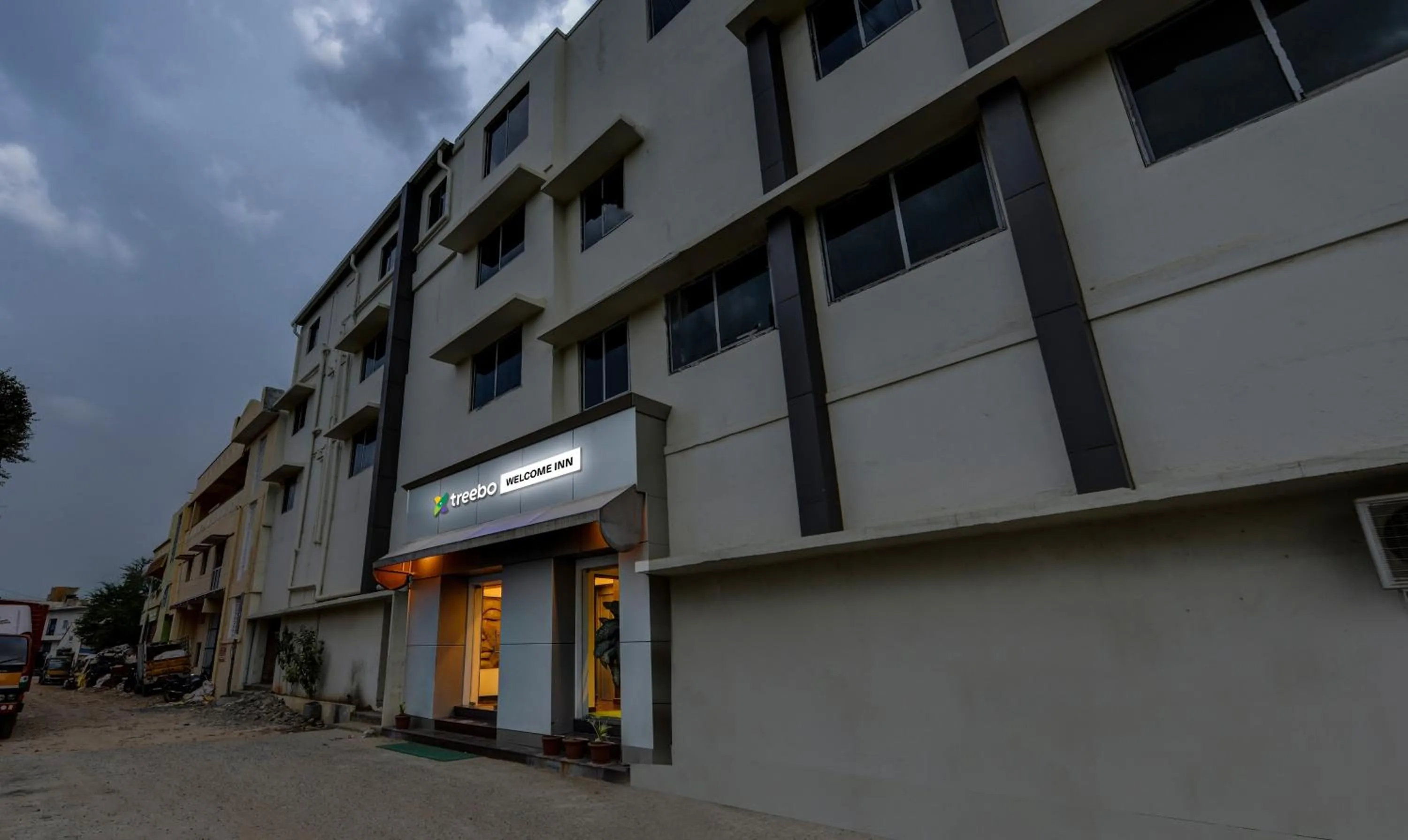Property building in Treebo Welcome Inn, Porur