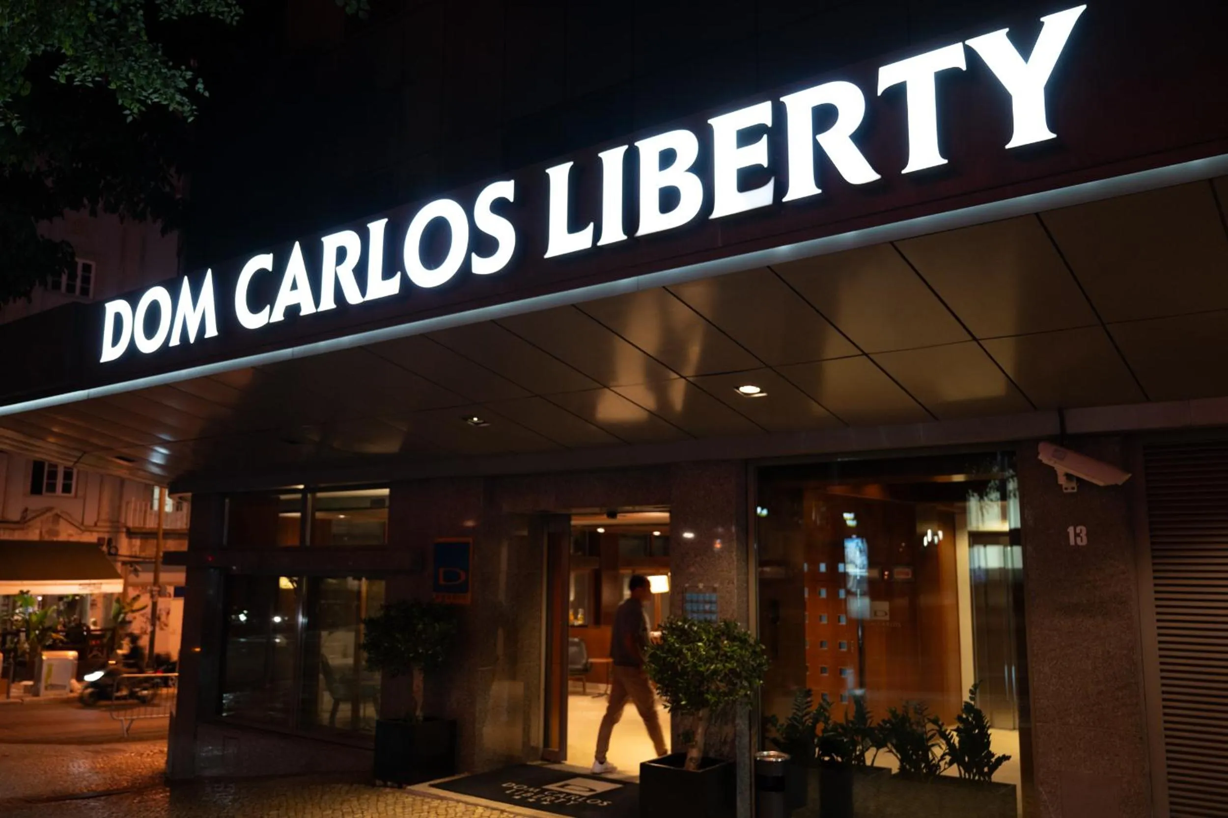 Night in Hotel Dom Carlos Liberty