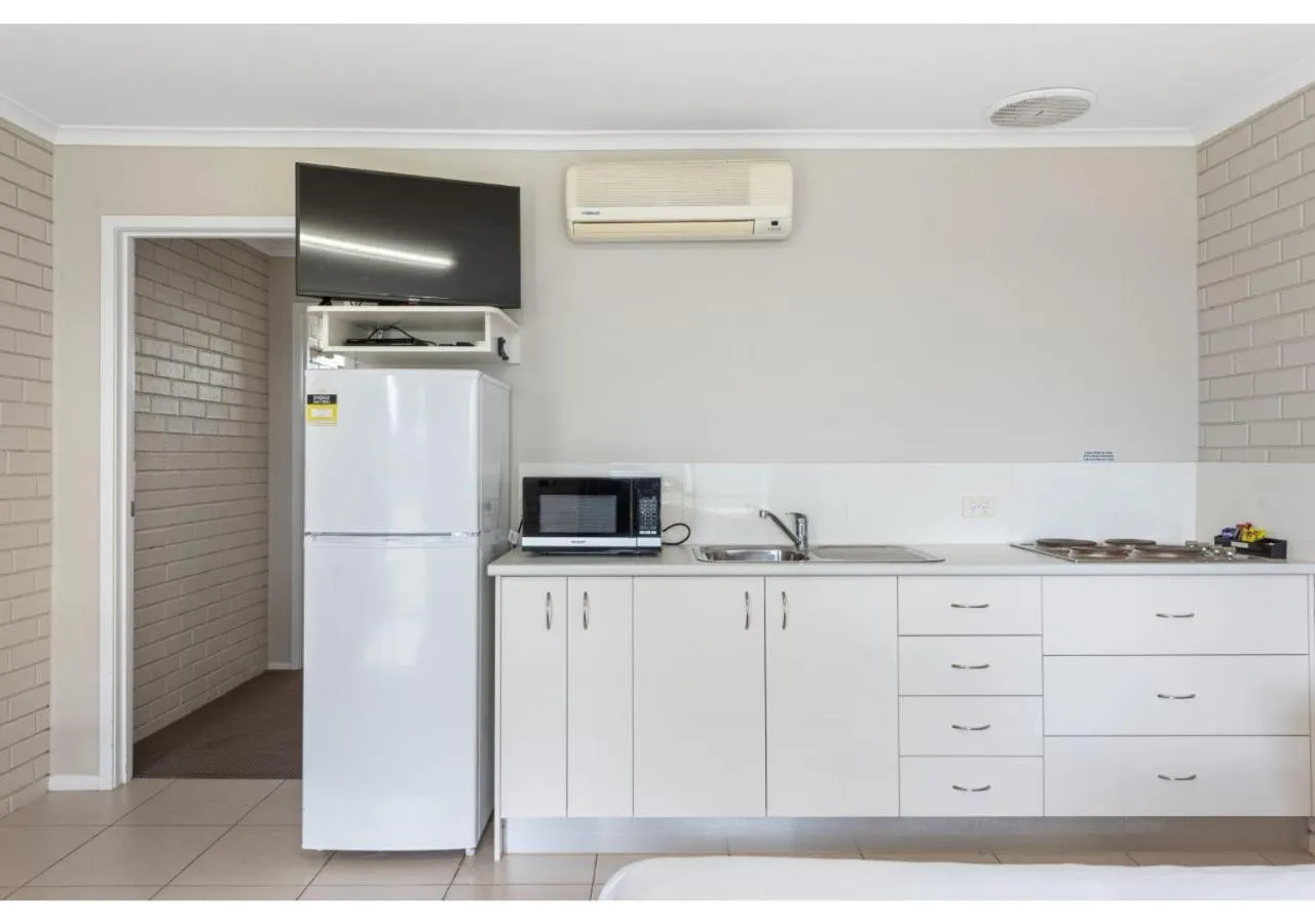 Kitchen or kitchenette in Discovery Parks - Warrnambool