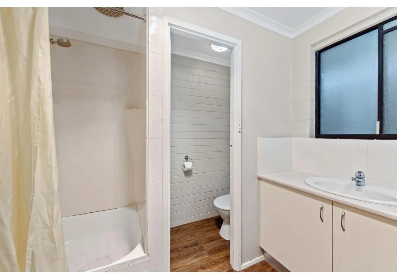 Bathroom in Discovery Parks - Warrnambool