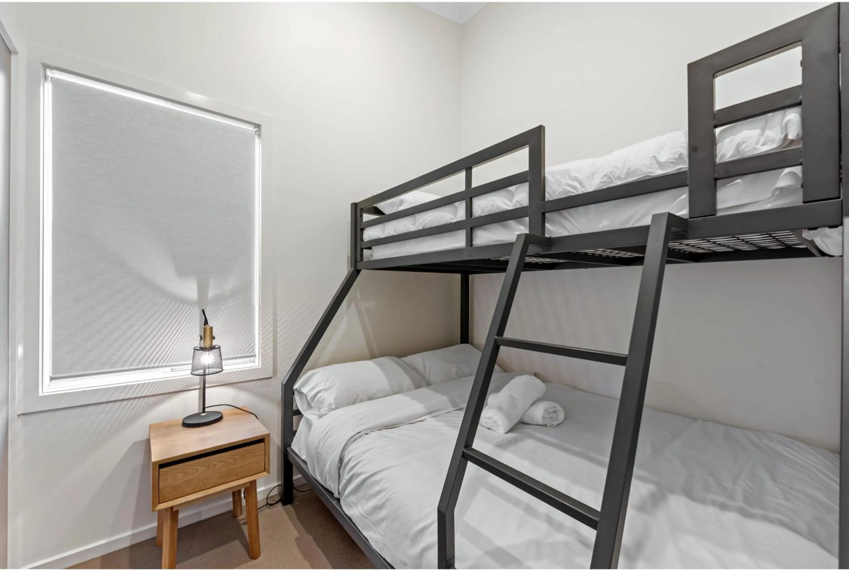 Bedroom, Bed in Discovery Parks - Warrnambool