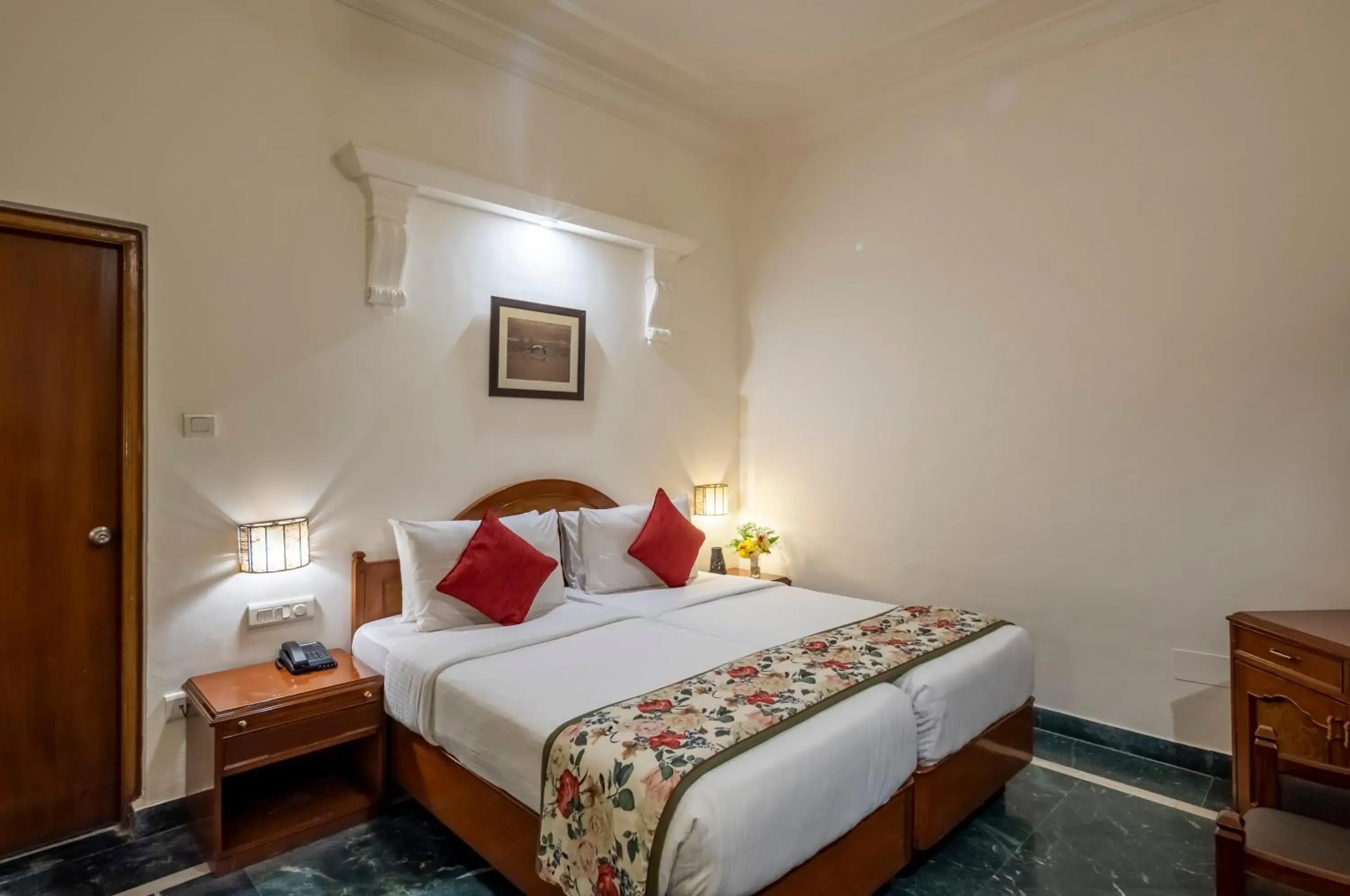 Deluxe Double or Twin Room in Hotel Ranthambore Regency Deluxe Double or Twin Room in Hotel Ranthambore Regency