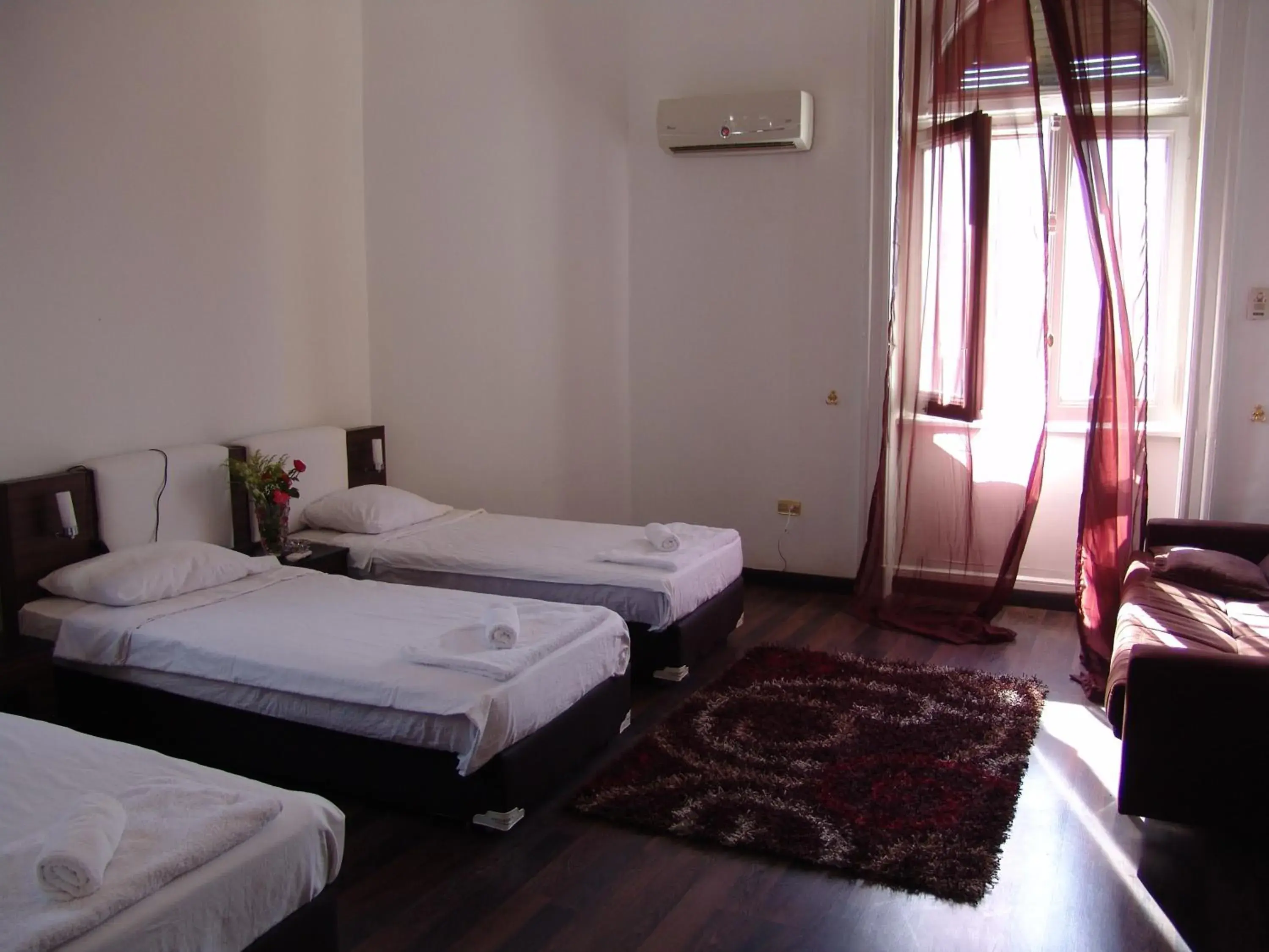 Royal Triple Room in Hotel Grand Royal Cairo Royal Triple Room in Hotel Grand Royal Cairo