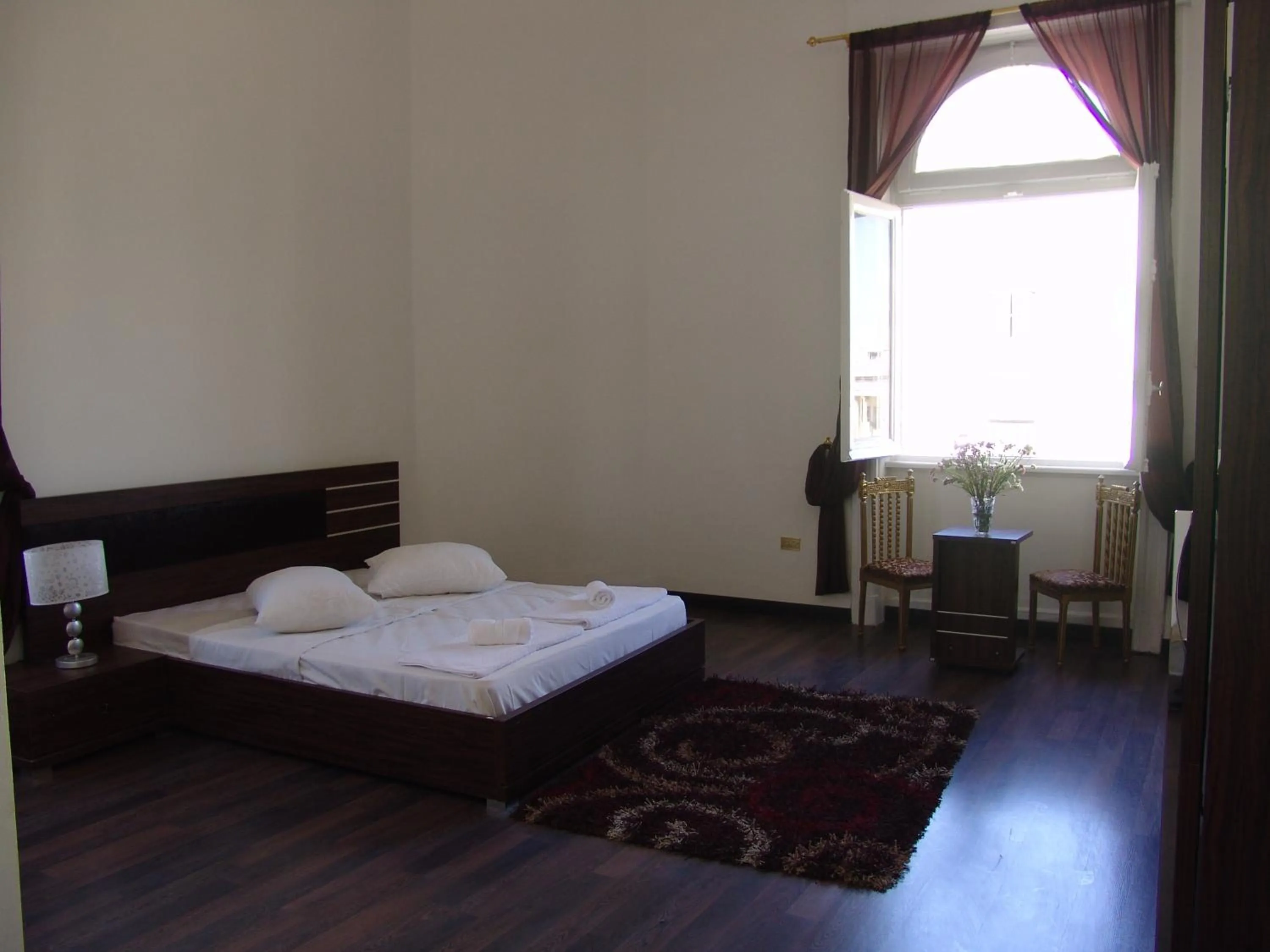 Day, Bed in Hotel Grand Royal Cairo