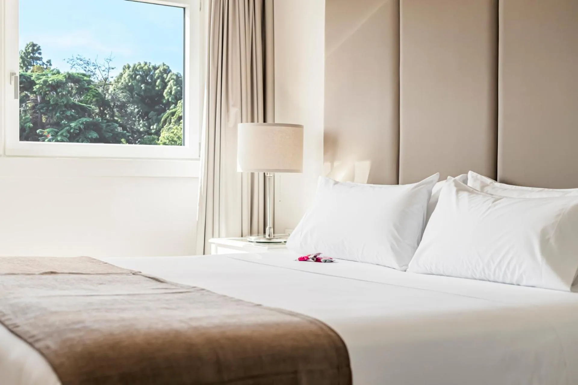 Bed in Lisboa Central Park Hotel Suites & Studios